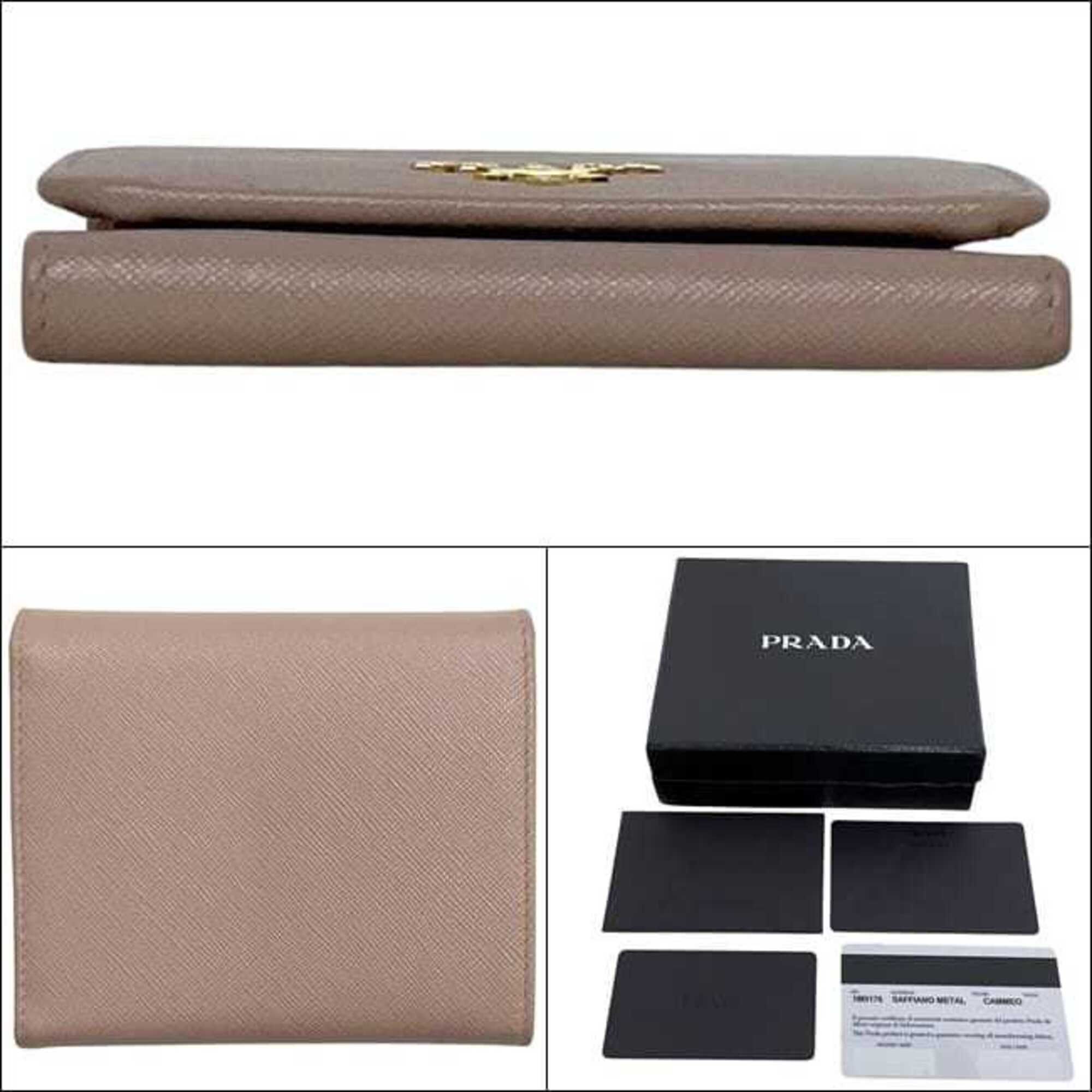 Saffiano Triangle Wallet (Tri-Fold) (Pre-Owned) - Prada - Modalova