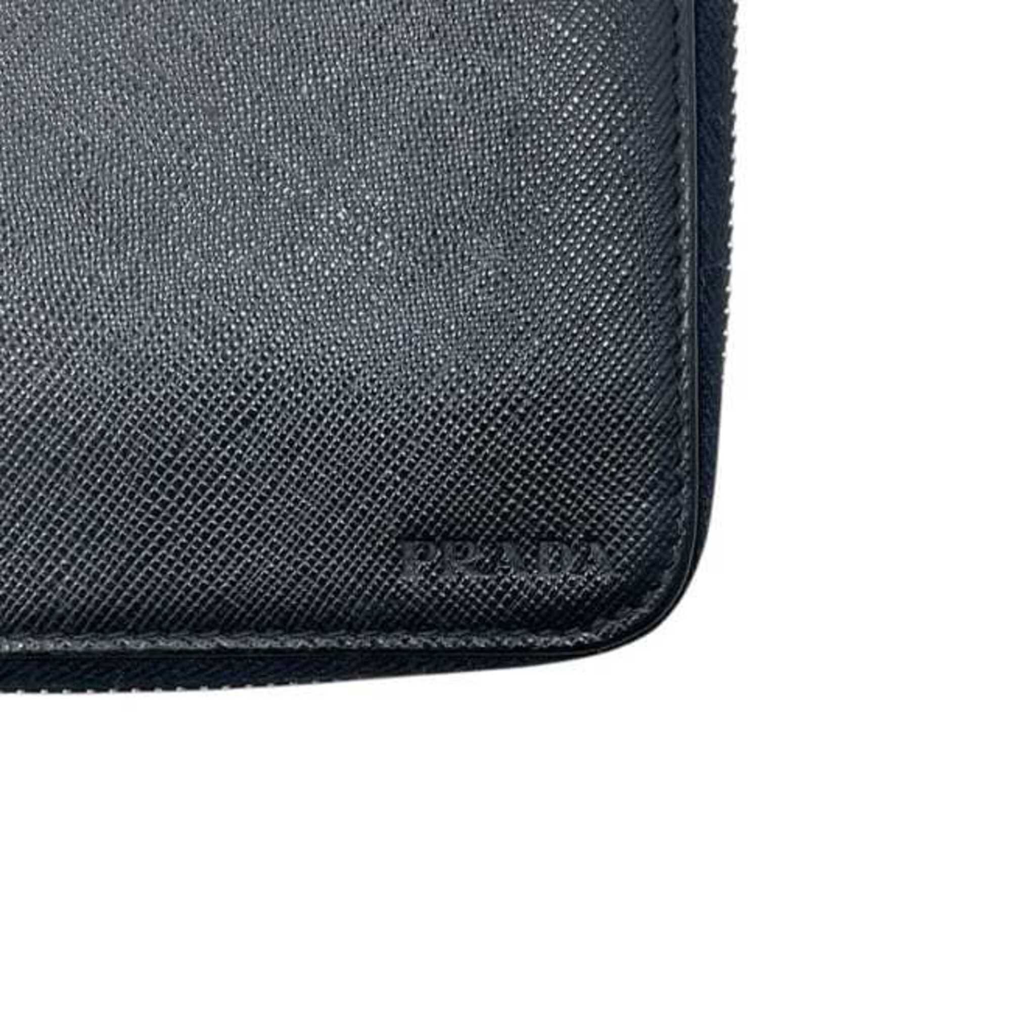 Saffiano Triangle Long Wallet (Bi-Fold) (Pre-Owned) - Prada - Modalova