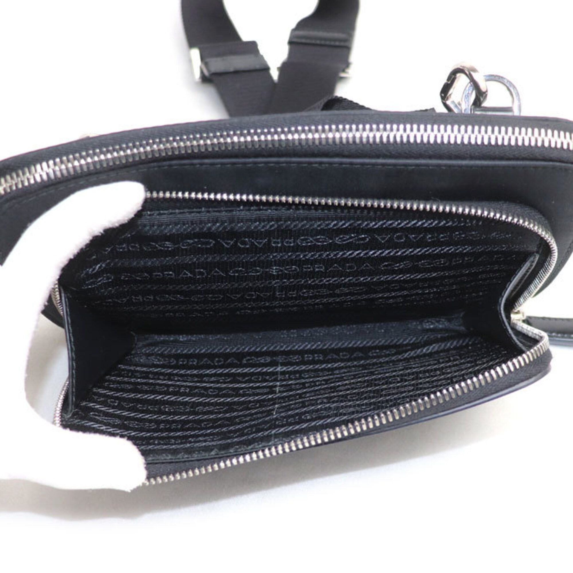 Leather Nylon Shoulder Bag (Pre-Owned) - Prada - Modalova
