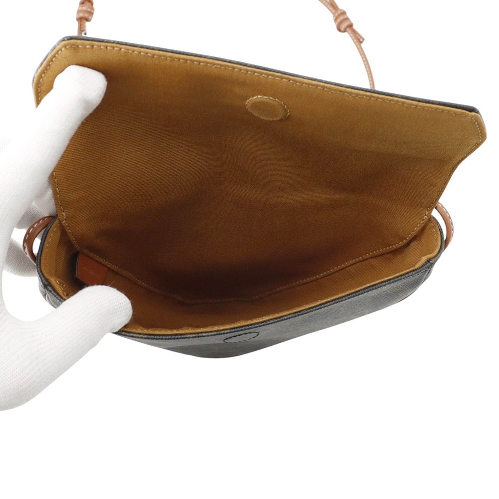 Pvc Leather Handbag Shoulder Bag (Pre-Owned) - Celine - Modalova