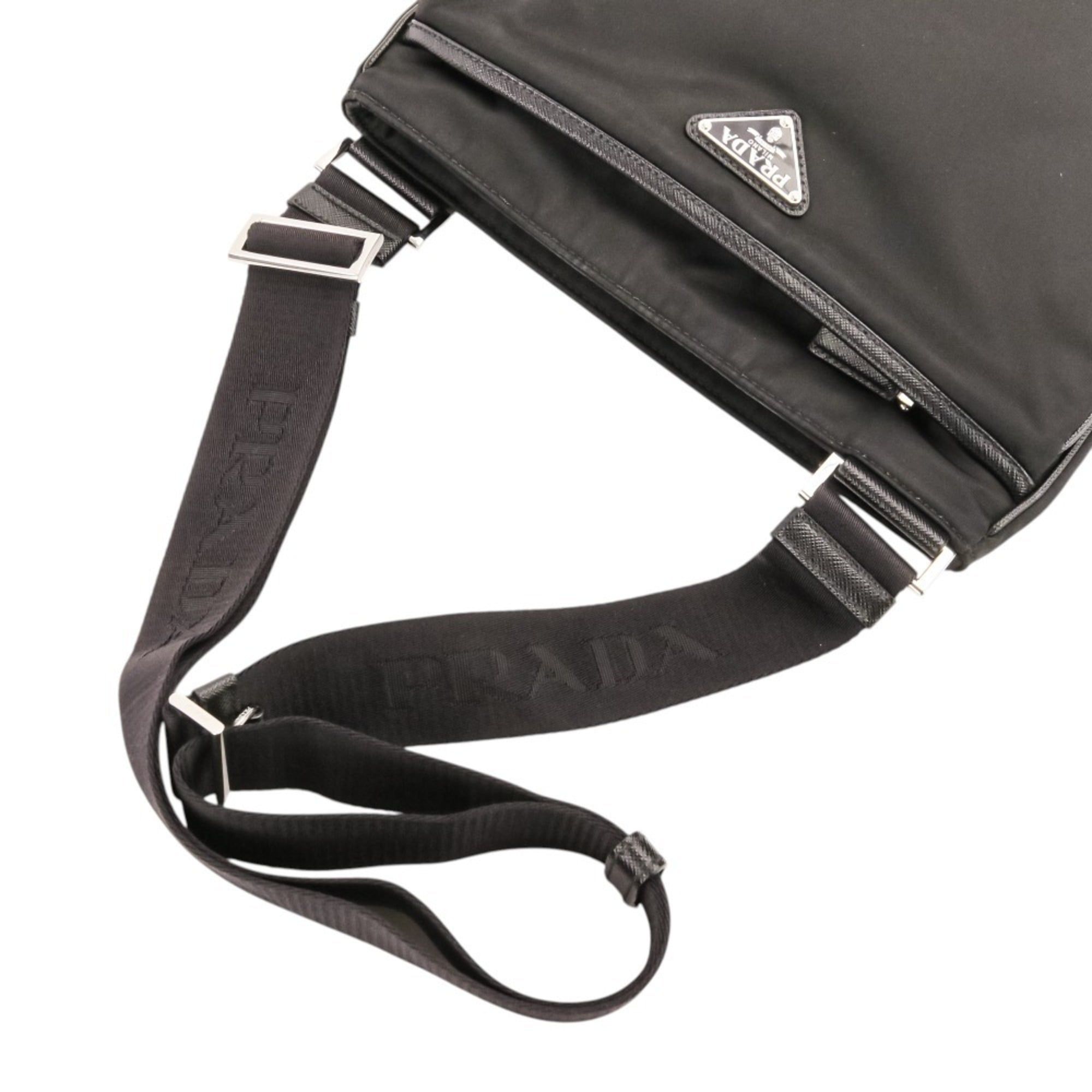 Nylon Shoulder Bag (Pre-Owned) - Prada - Modalova