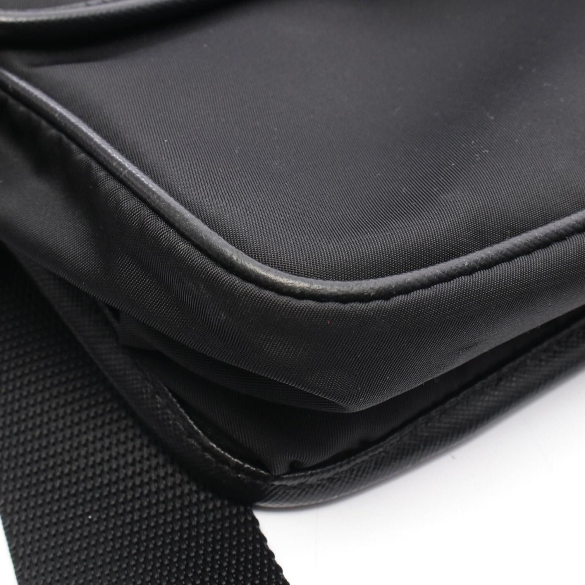 Nylon Leather Handbag Messenger Bag Shoulder Bag (Pre-Owned) - Prada - Modalova