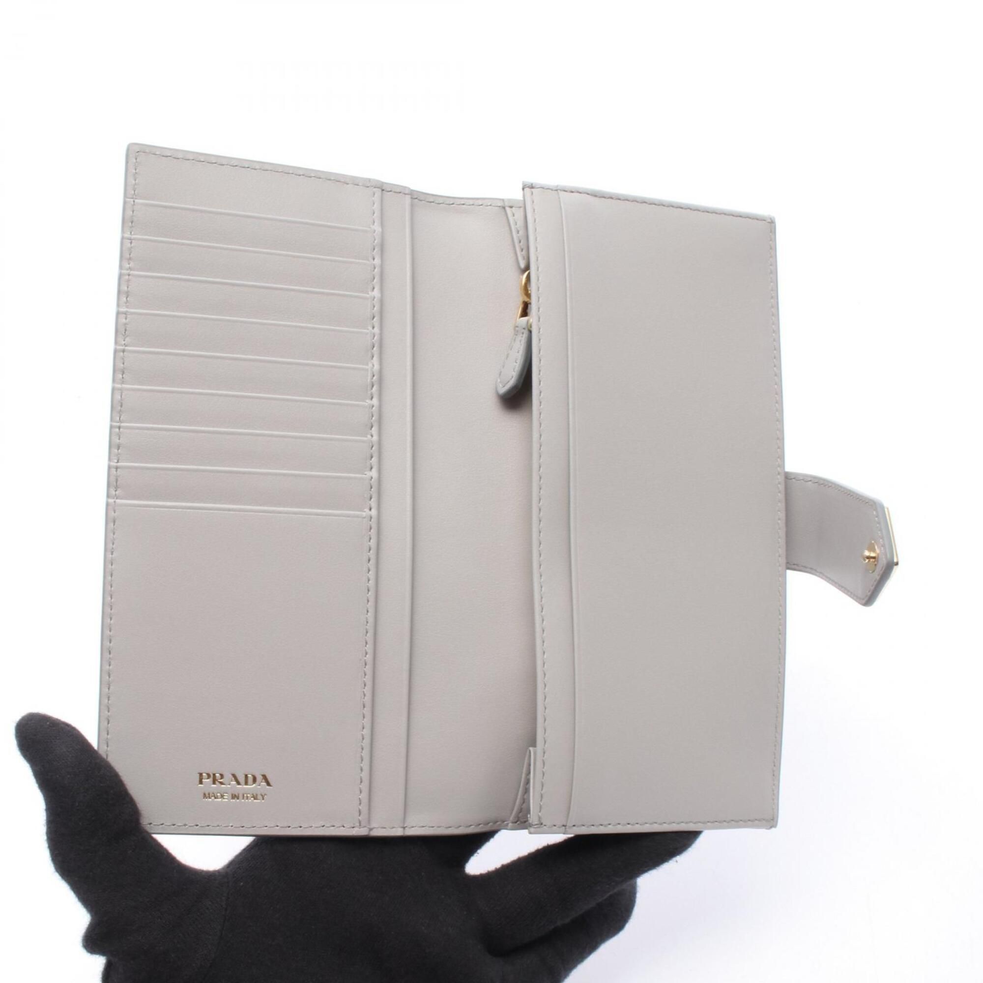 Leather Long Wallet (Bi-Fold) (Pre-Owned) - Prada - Modalova