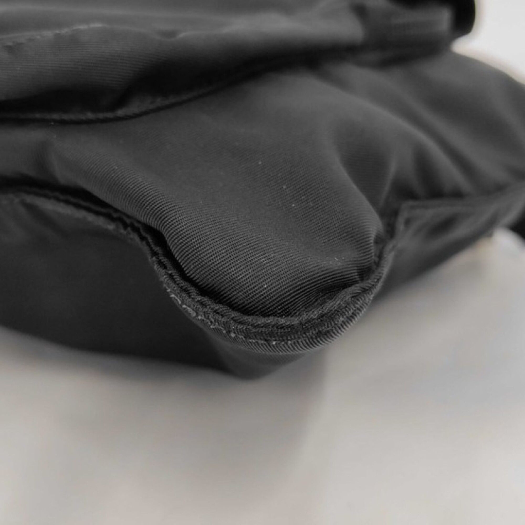 Nylon Shoulder Bag (Pre-Owned) - Prada - Modalova