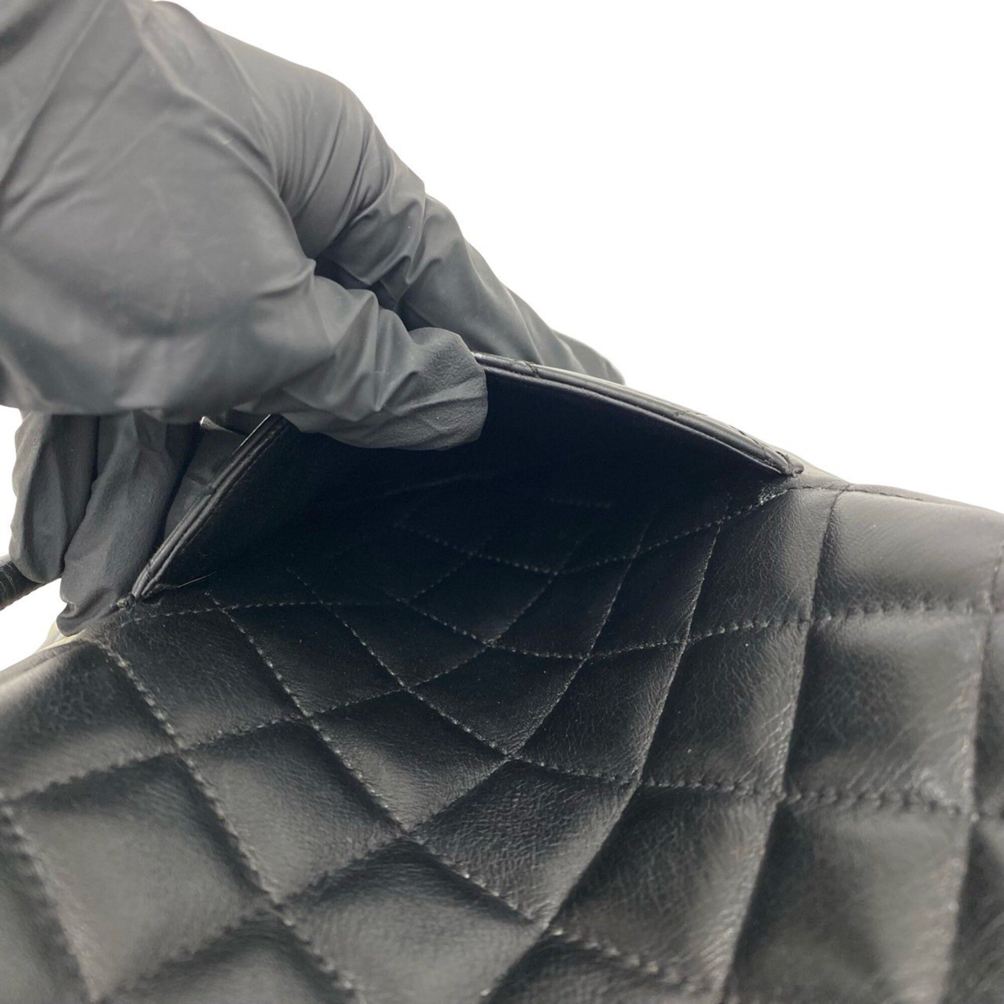 Leather Pochette Shoulder Bag (Pre-Owned) - Chanel - Modalova