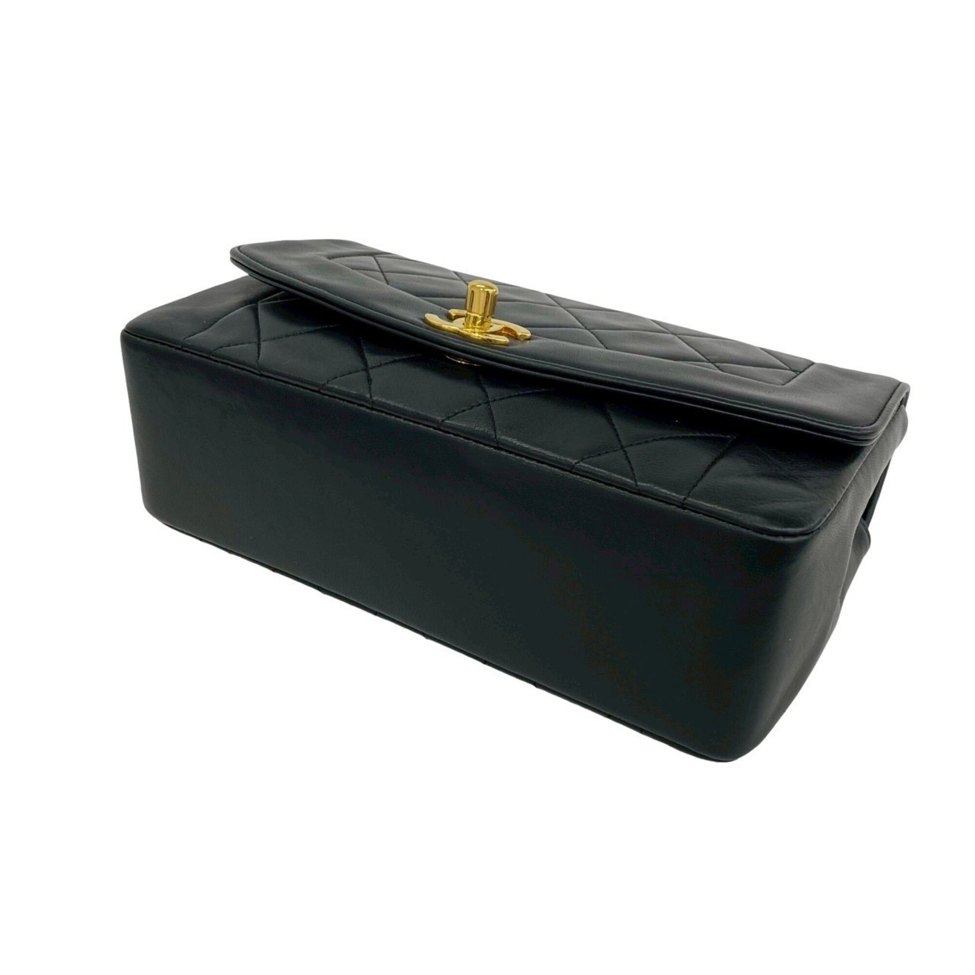 Leather Shoulder Bag (Pre-Owned) - Chanel - Modalova