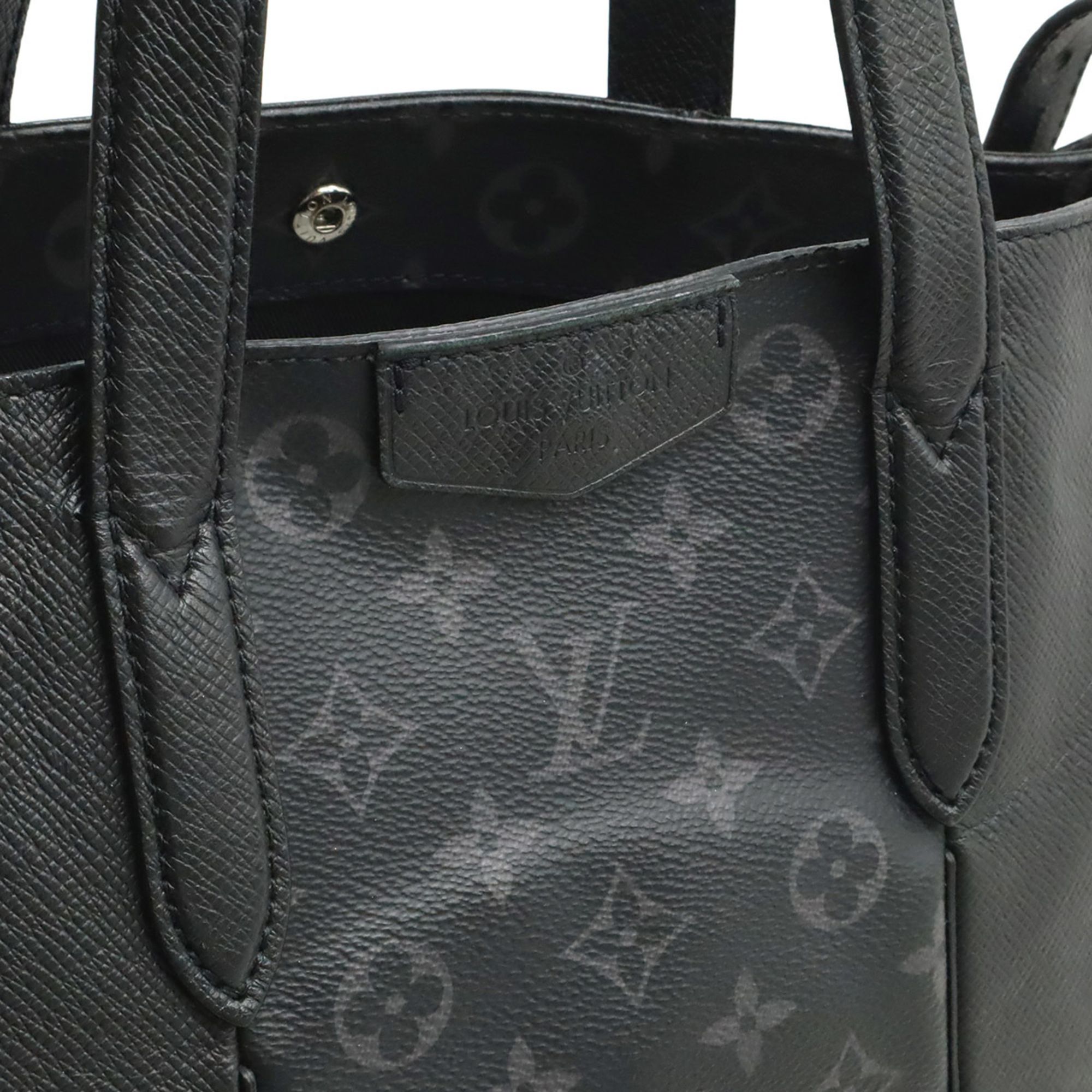 Monogram Eclipse Monogram Eclipse Taiga Leather Shoulder Bag Tote Bag (Pre-Owned) - Louis Vuitton - Modalova