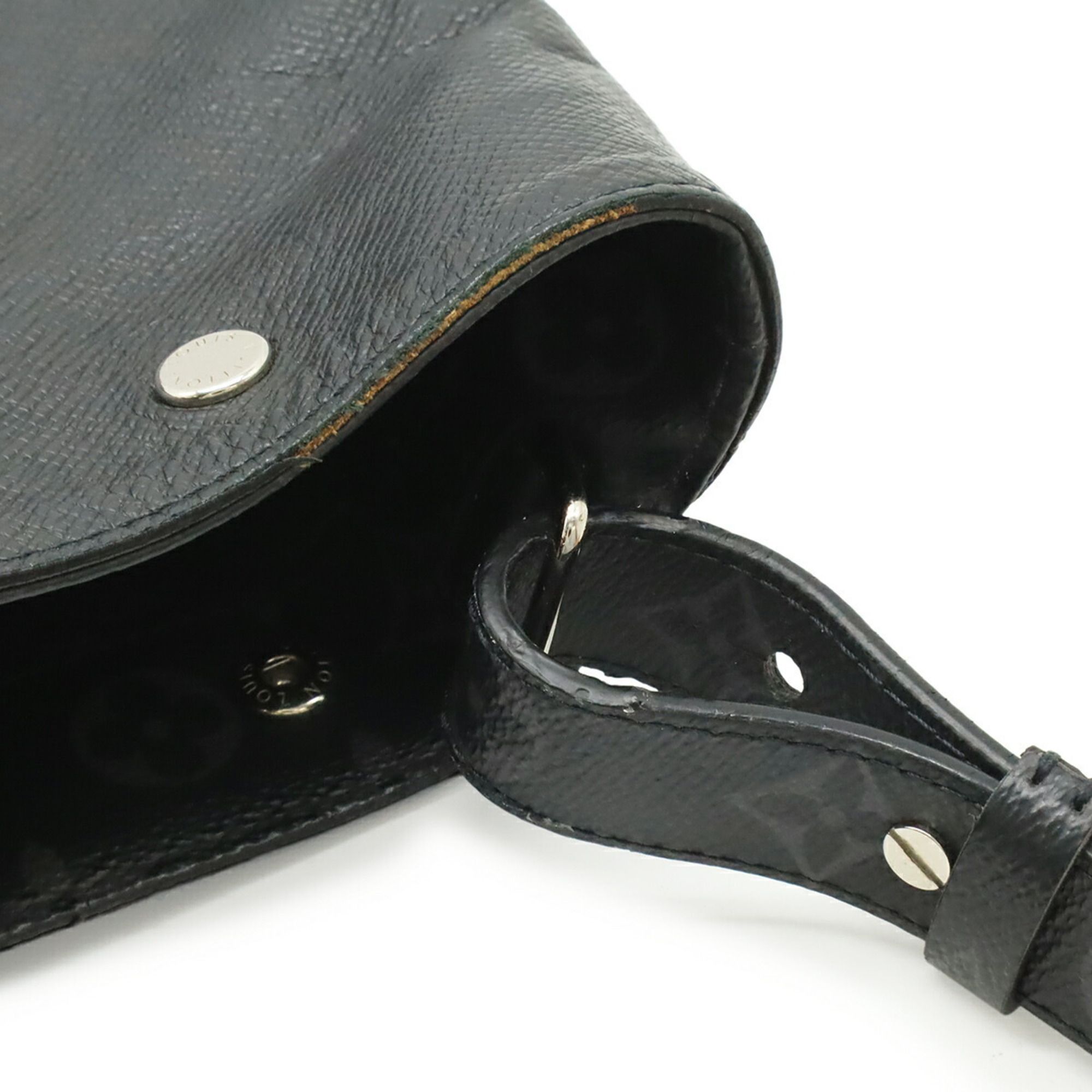 Monogram Eclipse Monogram Eclipse Taiga Leather Shoulder Bag Tote Bag (Pre-Owned) - Louis Vuitton - Modalova