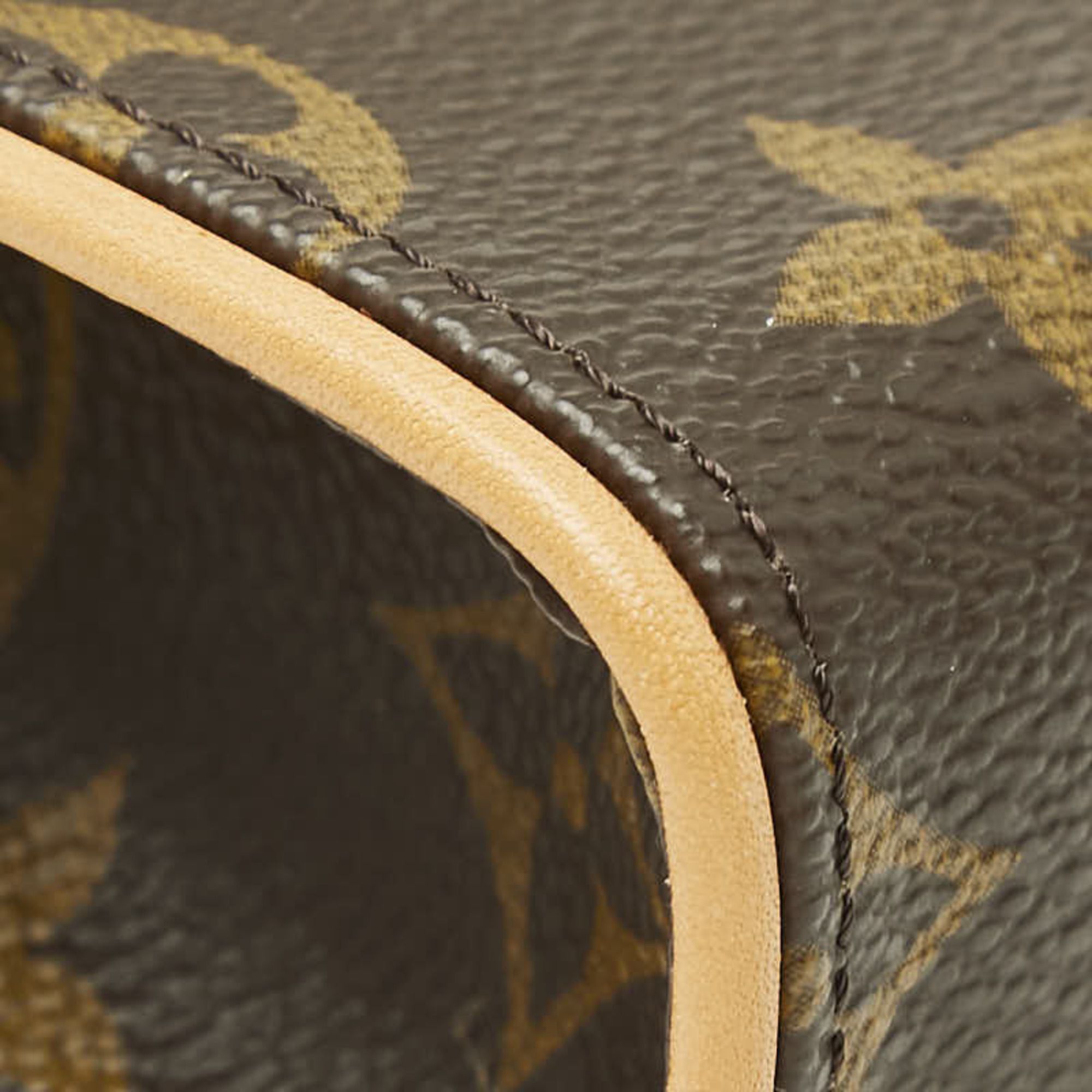 Pvc Fanny Pack Pochette (Pre-Owned) - Louis Vuitton - Modalova