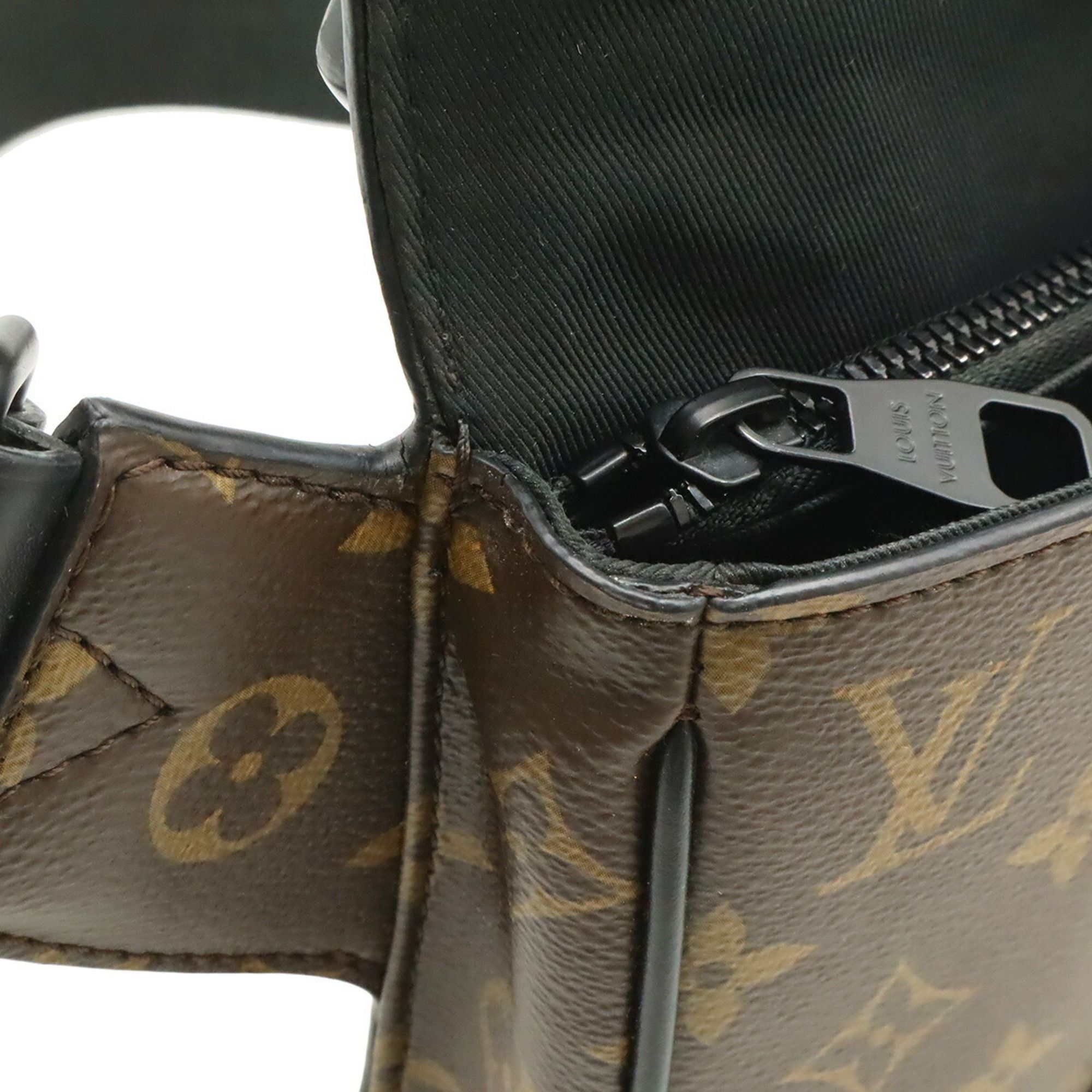 Monogram Canvas Shoulder Bag Sling Bag (Pre-Owned) - Louis Vuitton - Modalova
