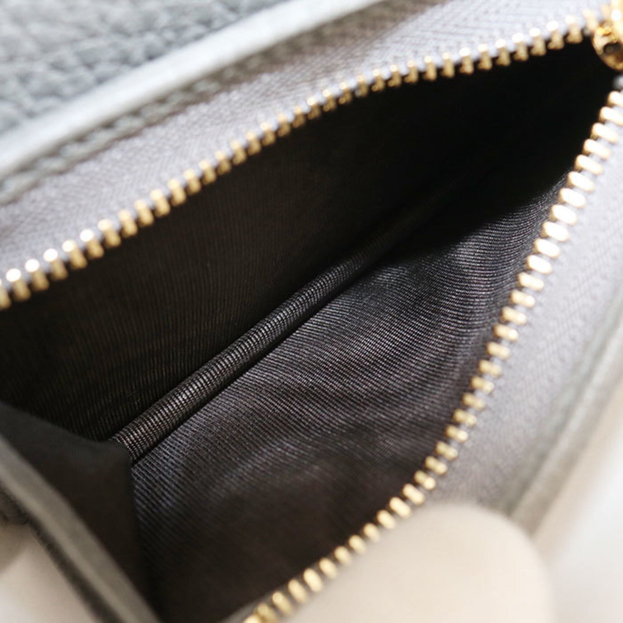 Leather Wallet (Bi-Fold) (Pre-Owned) - Gucci - Modalova