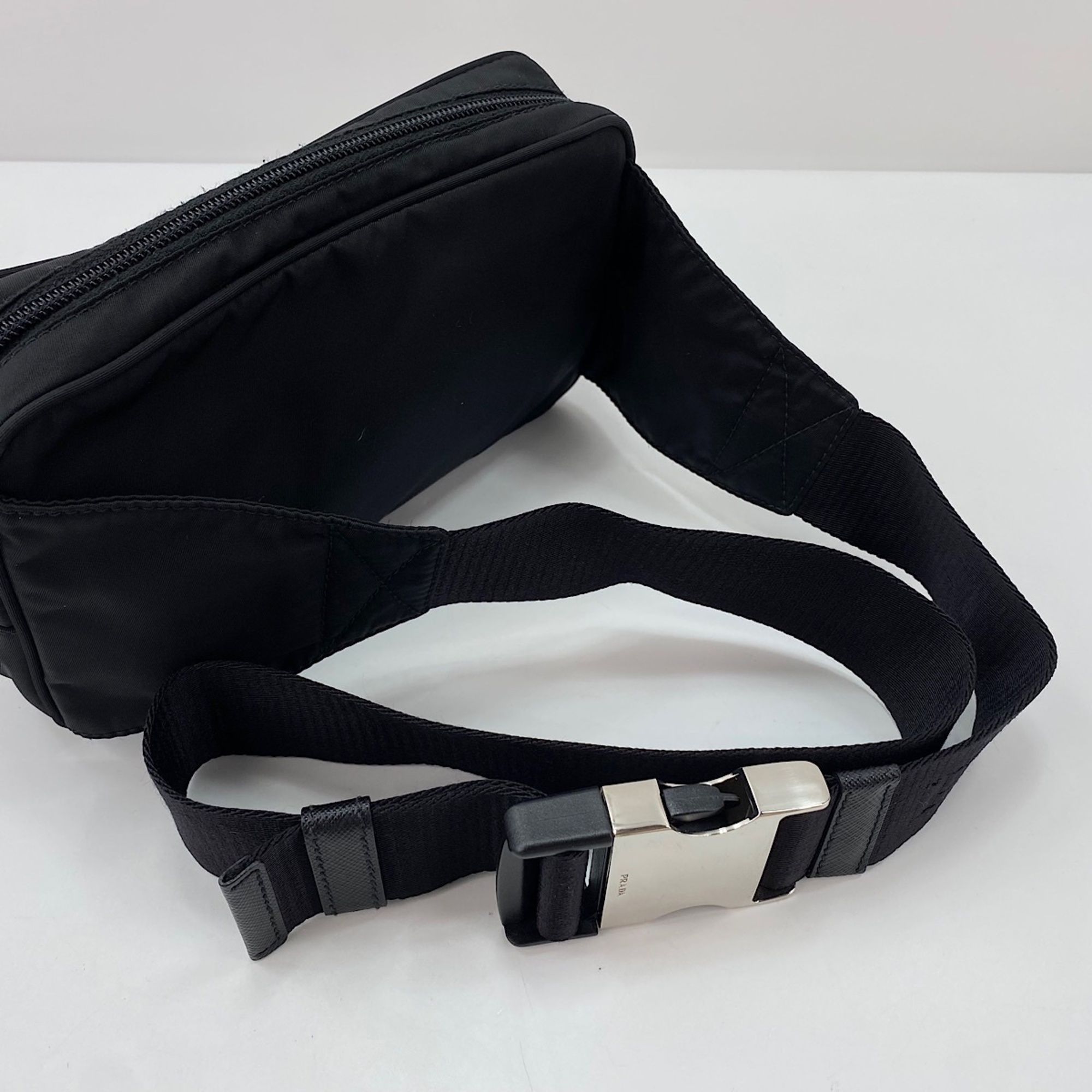 Prada Black Fanny Pack (Pre-Owned) - Prada - Modalova