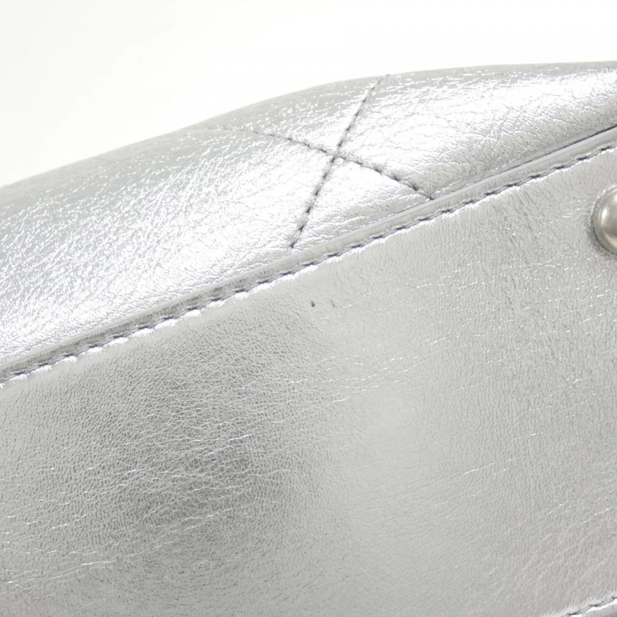 Chanel Silver Handbag (Pre-Owned) - Chanel - Modalova