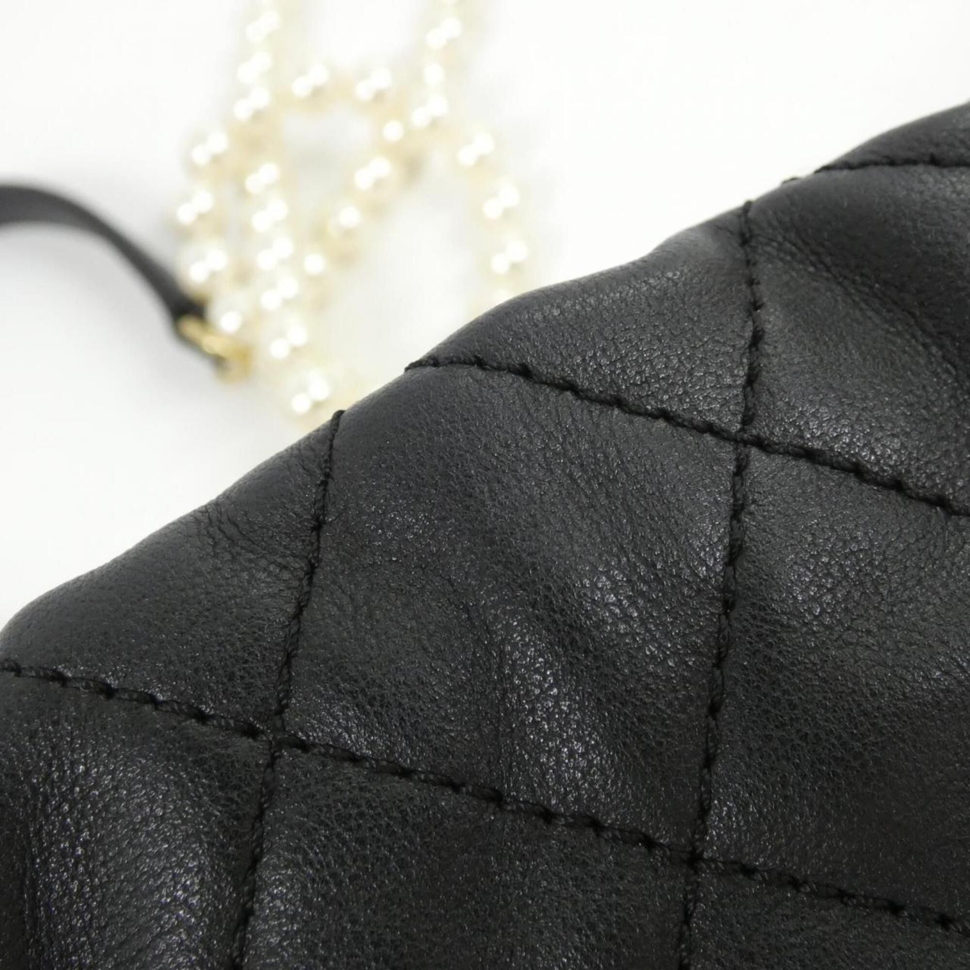 Artificial Pearl Leather Shoulder Bag (Pre-Owned) - Chanel - Modalova
