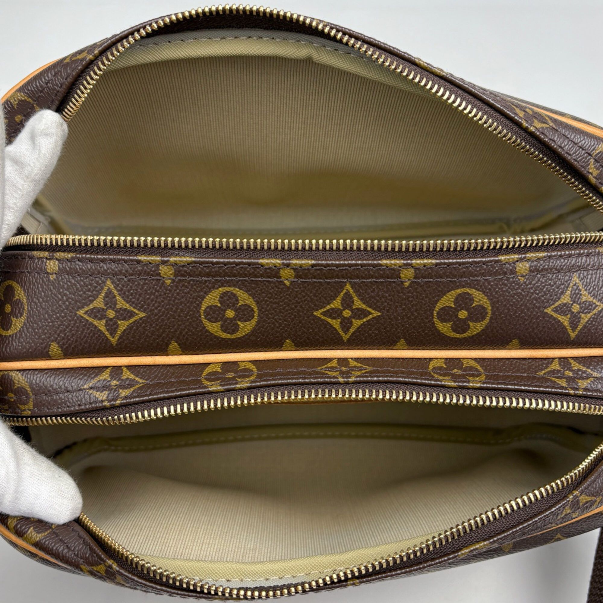 Monogram Shoulder Bag (Pre-Owned) - Louis Vuitton - Modalova