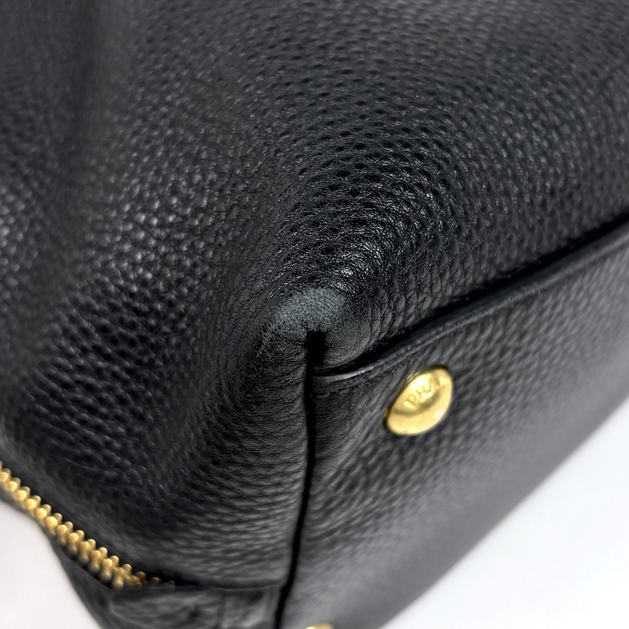 Leather Shoulder Bag (Pre-Owned) - Prada - Modalova