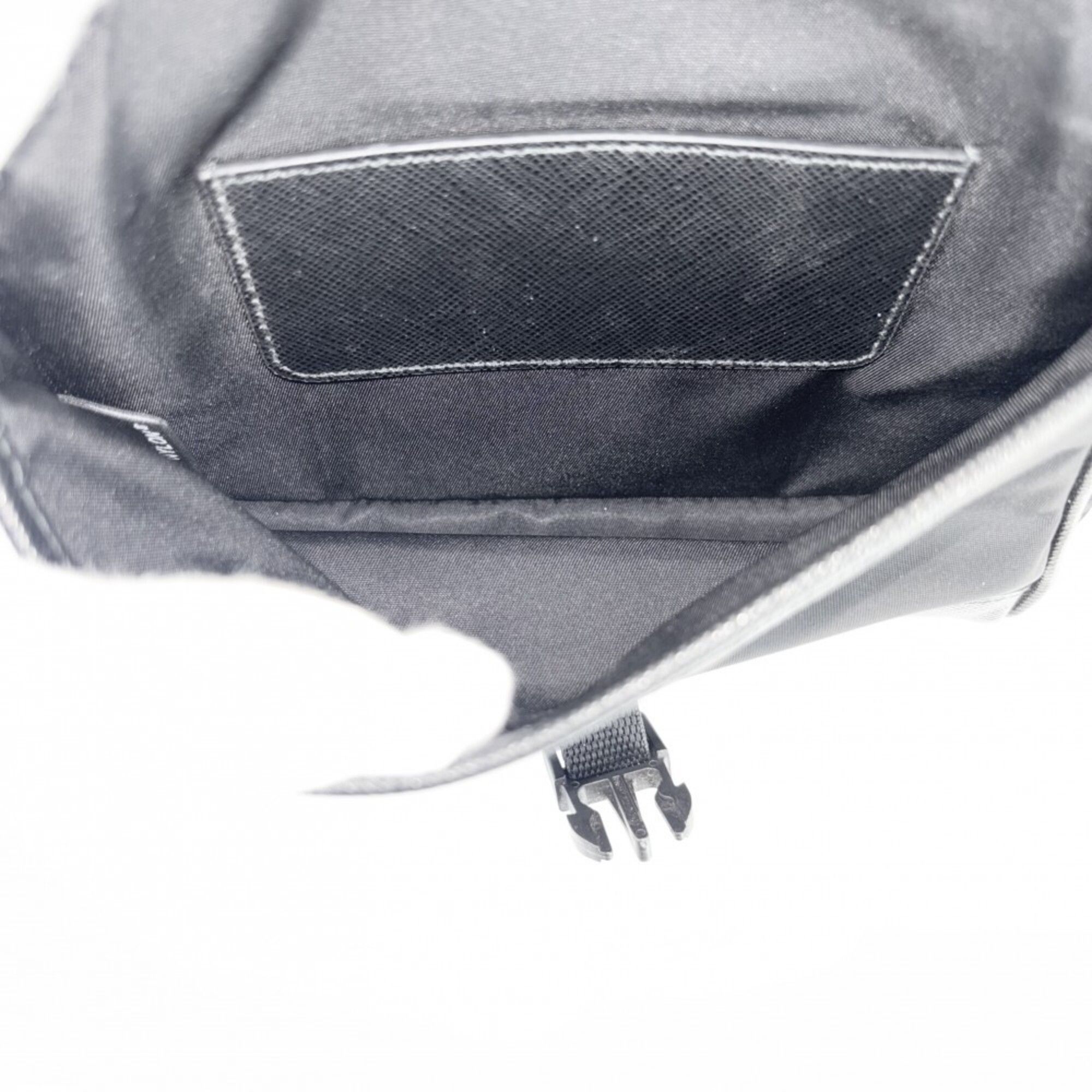 Nylon Pochette Shoulder Bag (Pre-Owned) - Prada - Modalova