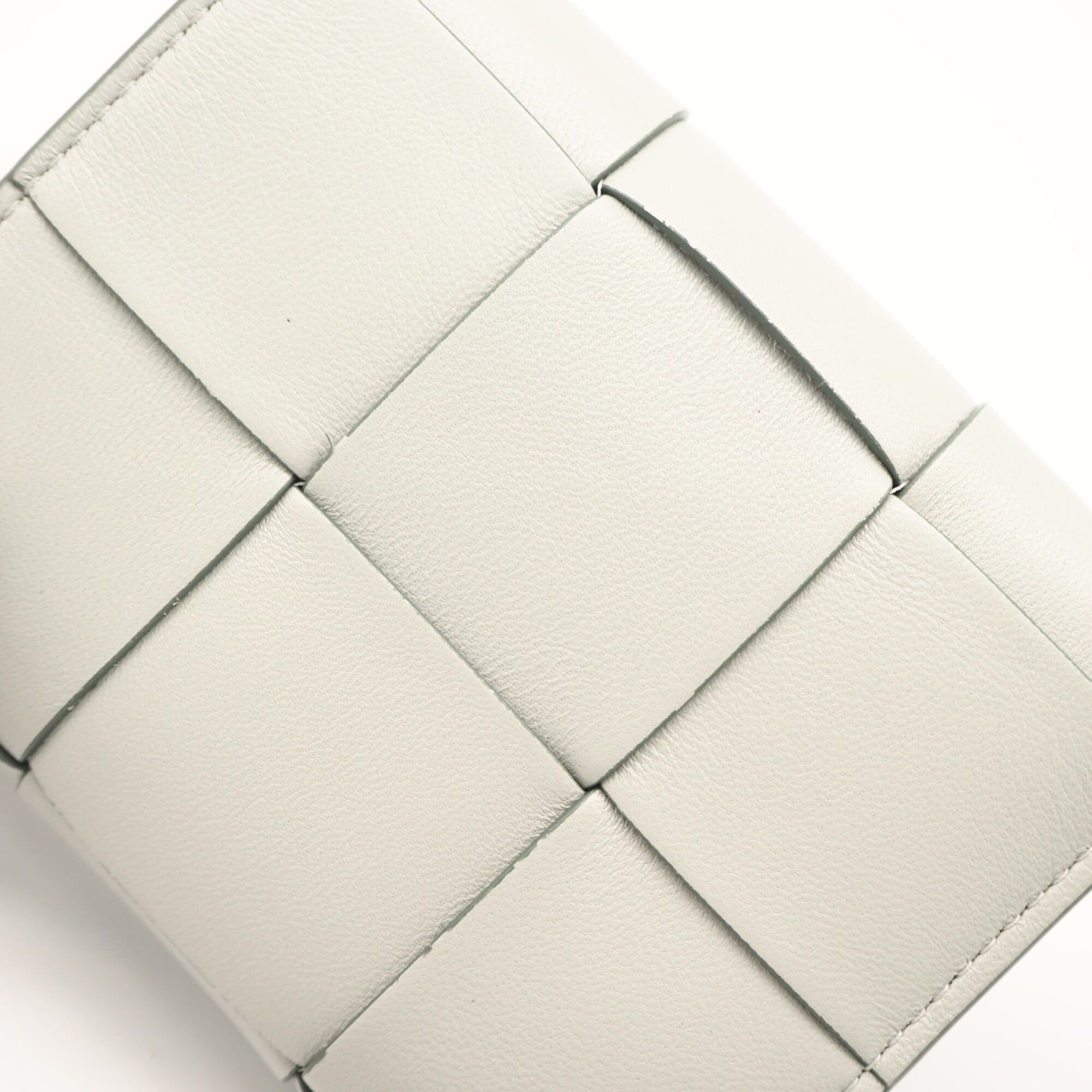 Leather Wallet (Tri-Fold) (Pre-Owned) - Bottega Veneta - Modalova