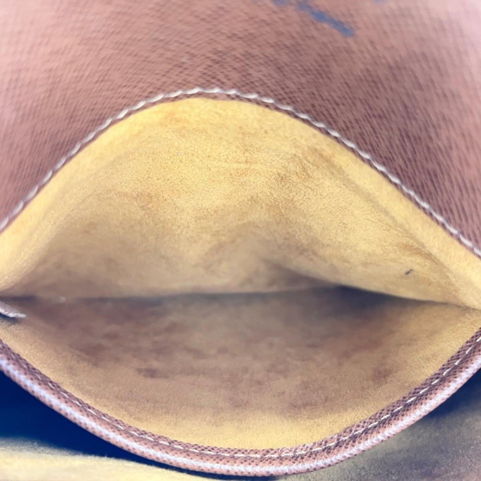 Monogram Canvas Shoulder Bag (Pre-Owned) - Louis Vuitton - Modalova