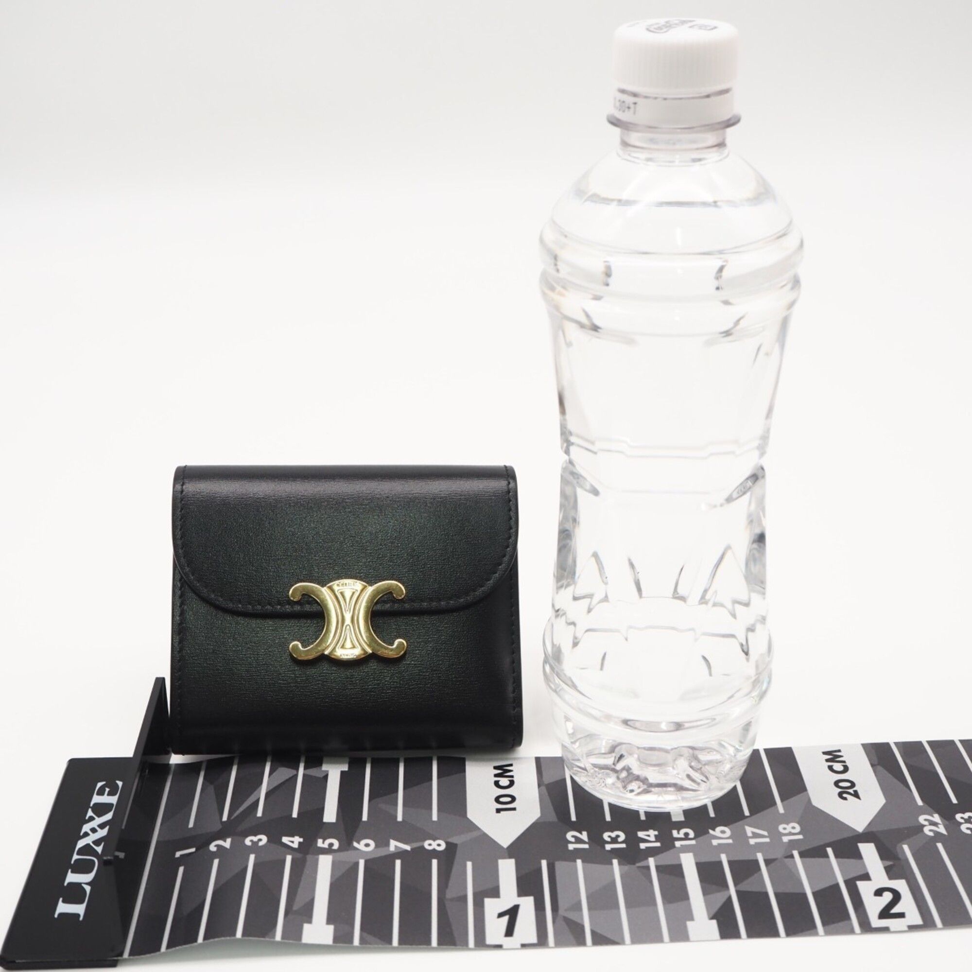 Leather Wallet (Tri-Fold) (Pre-Owned) - Celine - Modalova