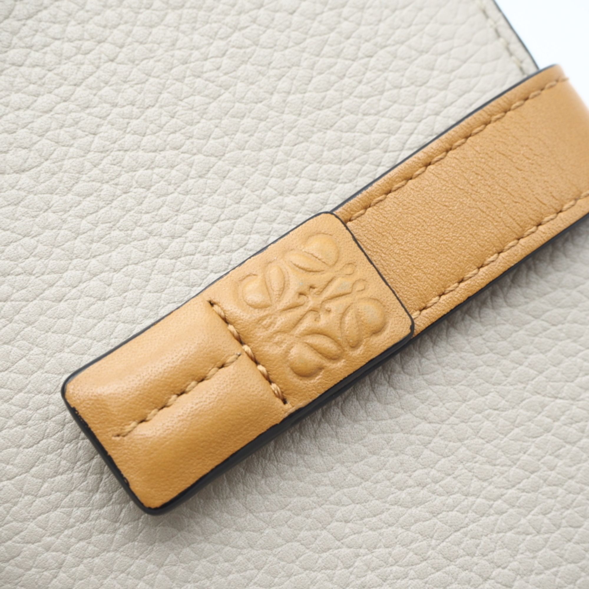 Long Wallet (Bi-Fold) (Pre-Owned) - Loewe - Modalova