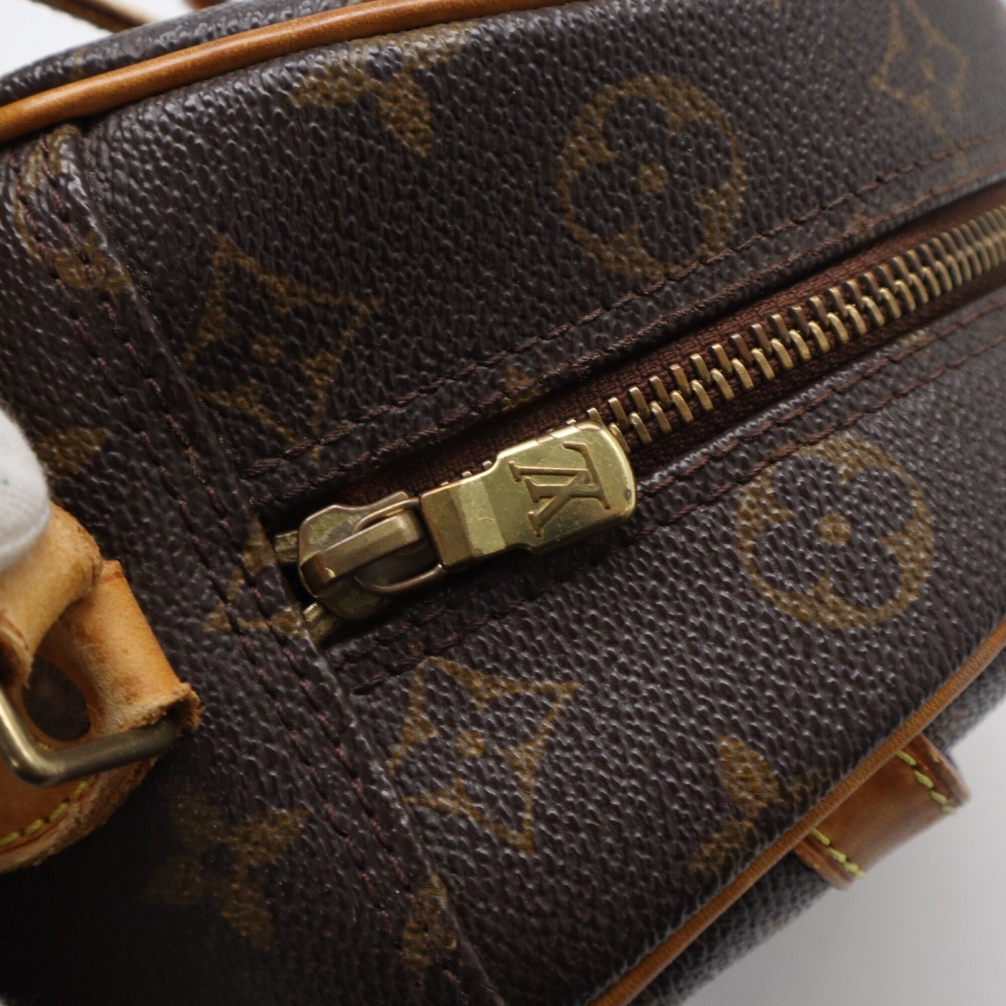 Coated Canvas Leather Shoulder Bag (Pre-Owned) - Louis Vuitton - Modalova