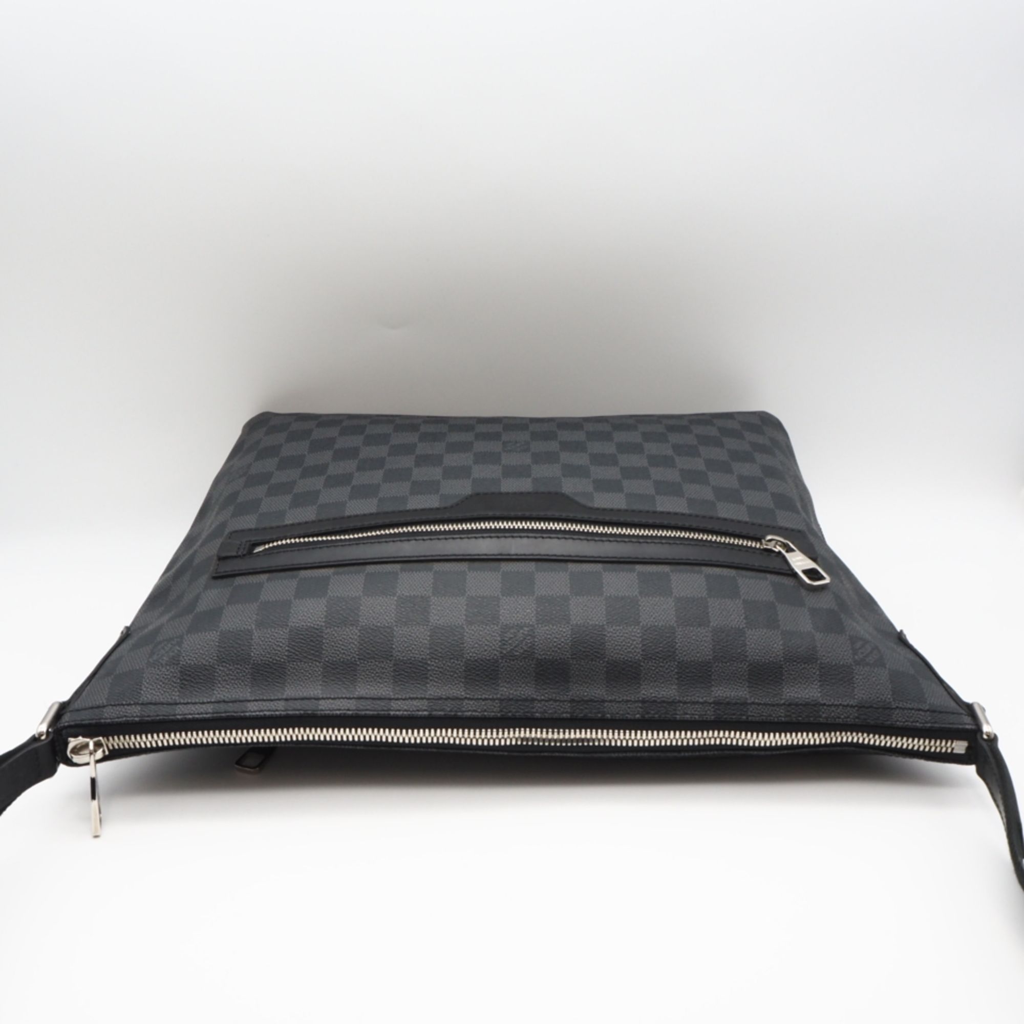 Canvas Shoulder Bag (Pre-Owned) - Louis Vuitton - Modalova