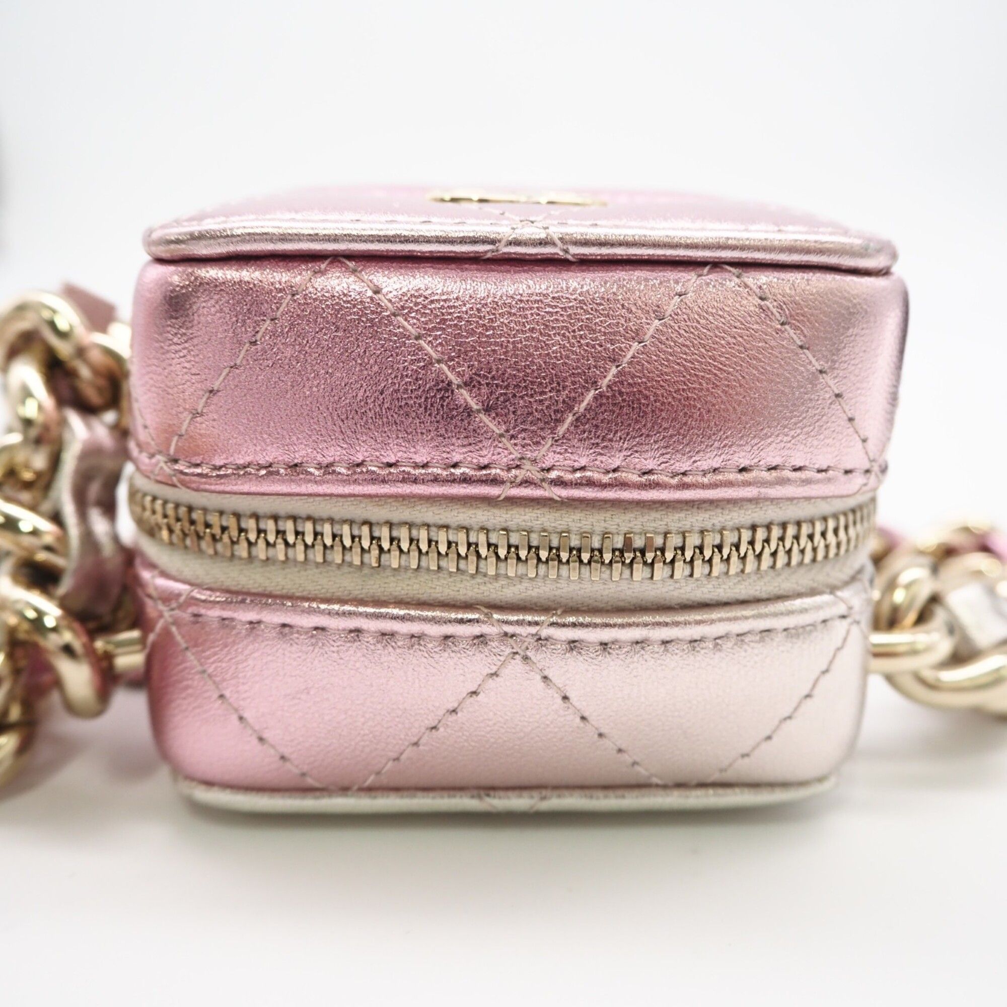 Matelasse Leather Shoulder Bag (Pre-Owned) - Chanel - Modalova
