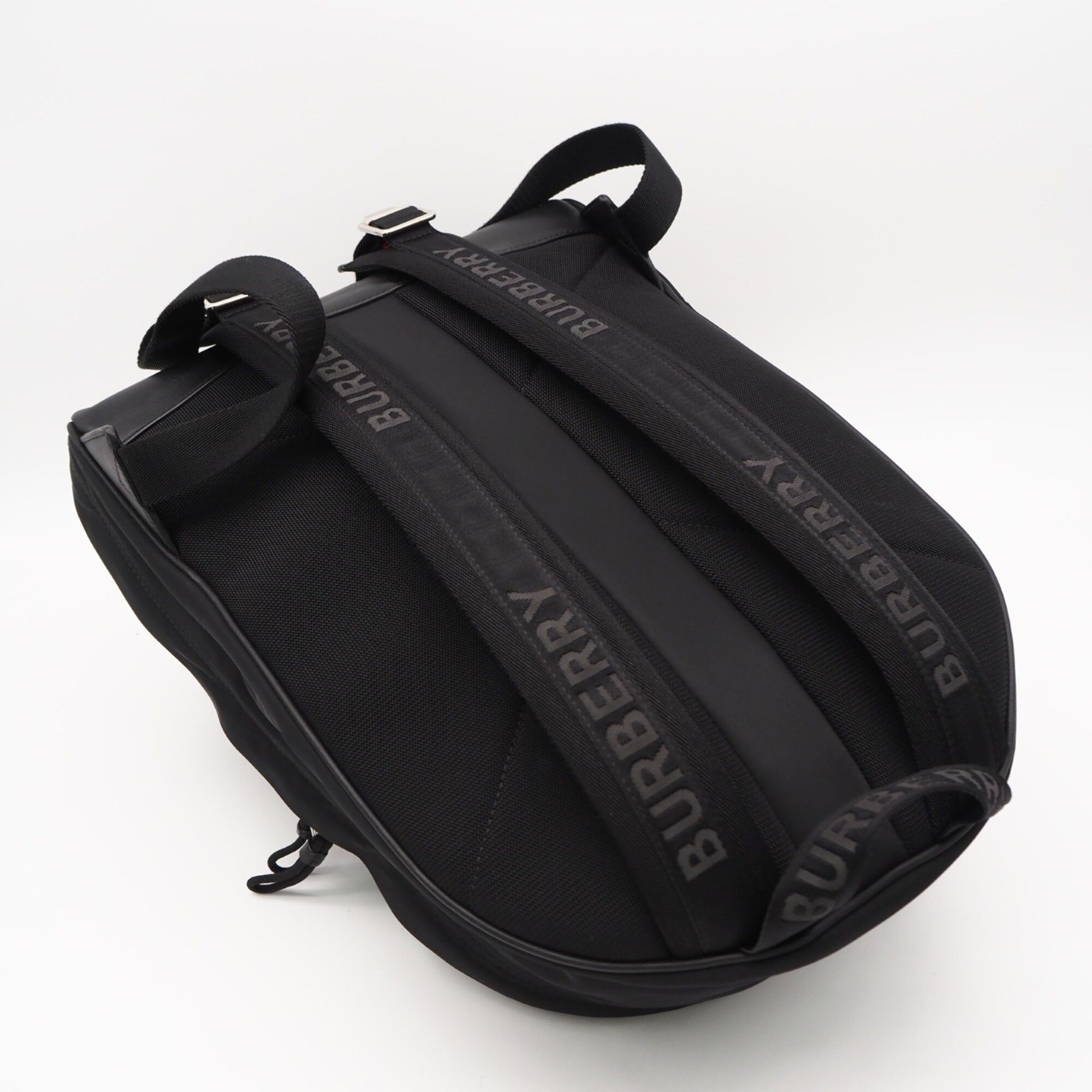 Nylon Backpack (Pre-Owned) - Burberry - Modalova