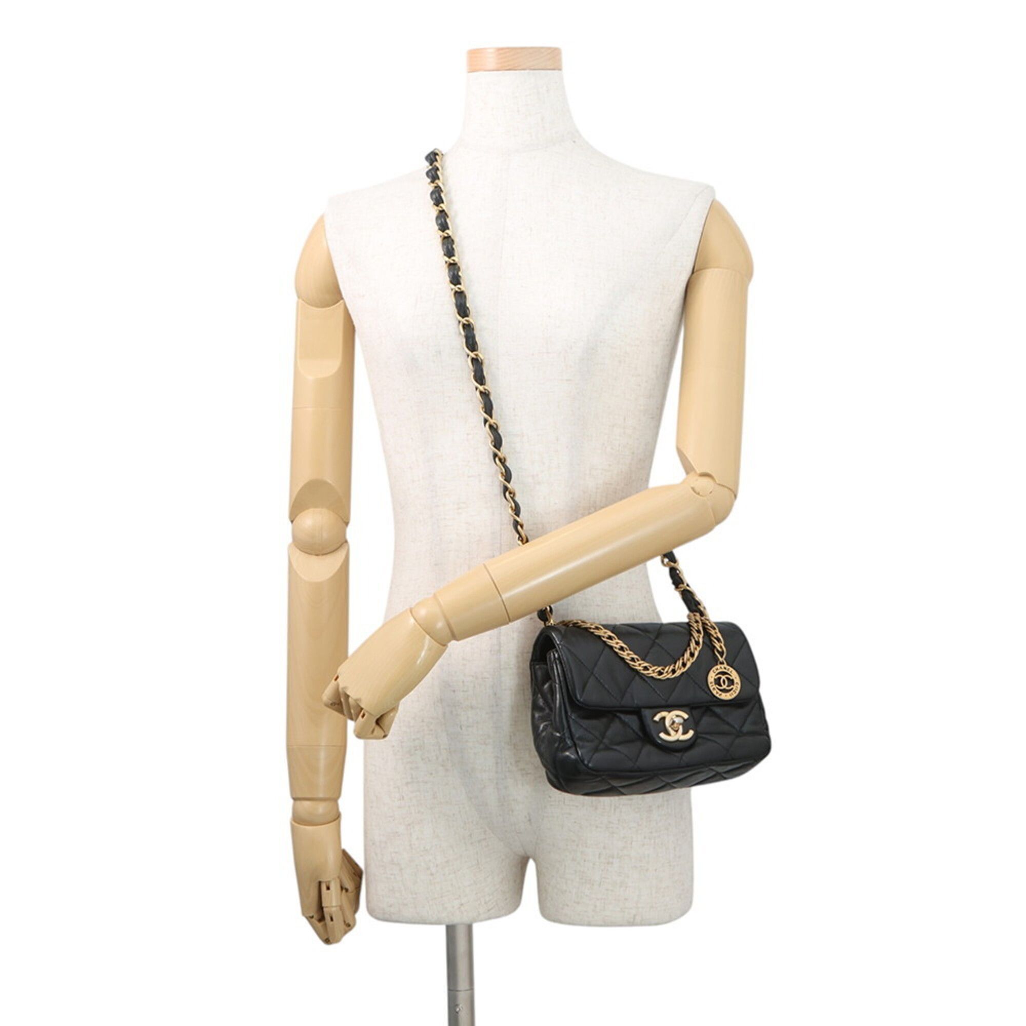 Leather Handbag Shoulder Bag (Pre-Owned) - Chanel - Modalova