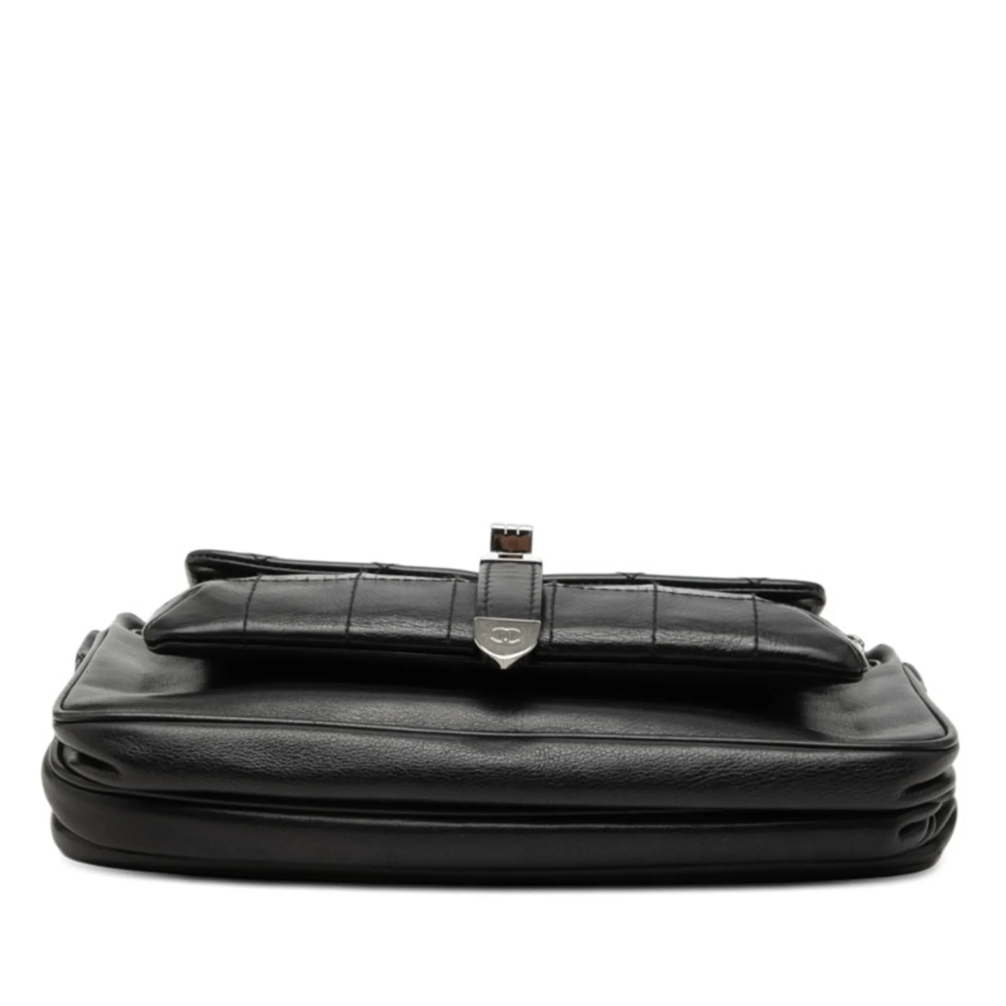 Leather Shoulder Bag (Pre-Owned) - Chanel - Modalova