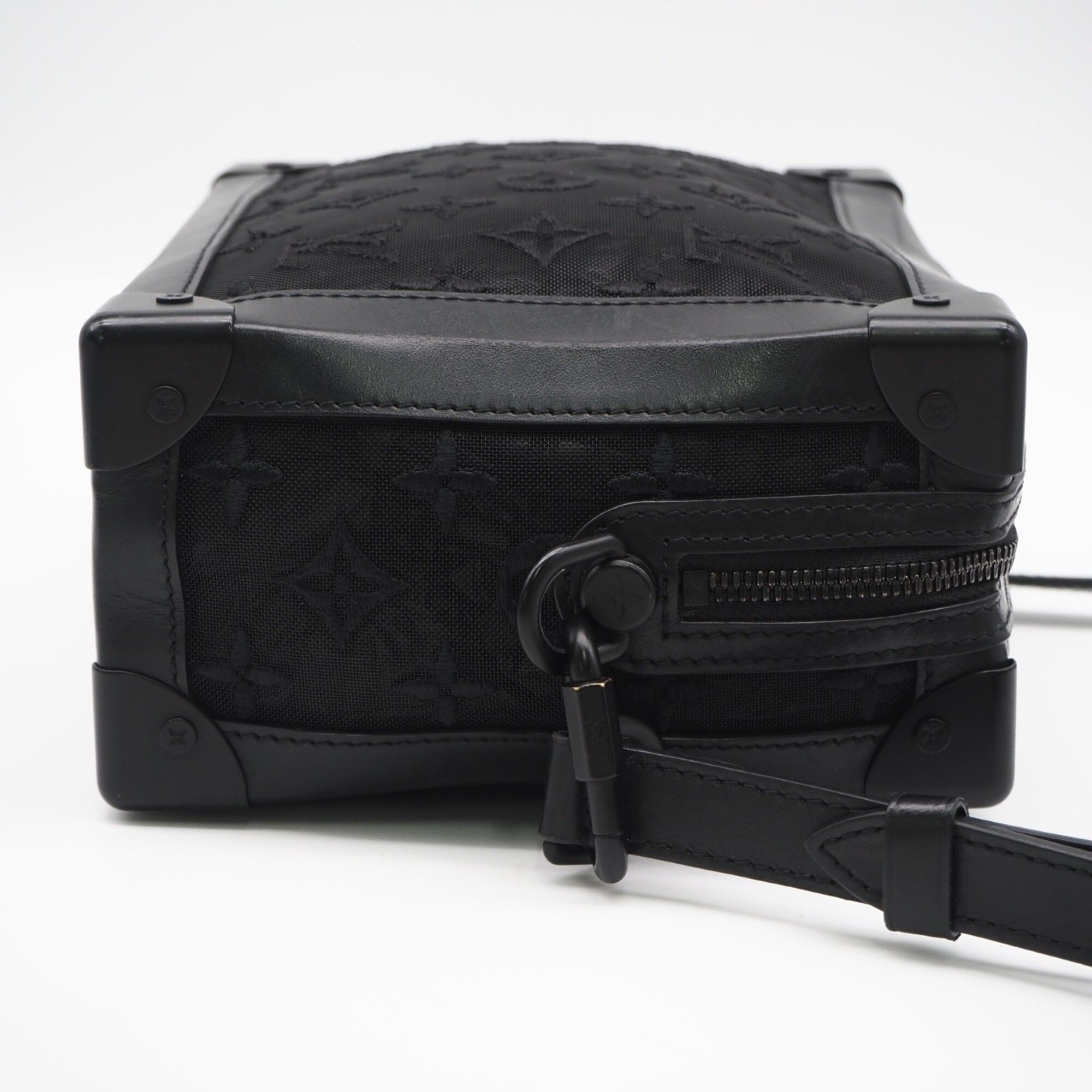 Mesh Leather Shoulder Bag (Pre-Owned) - Louis Vuitton - Modalova