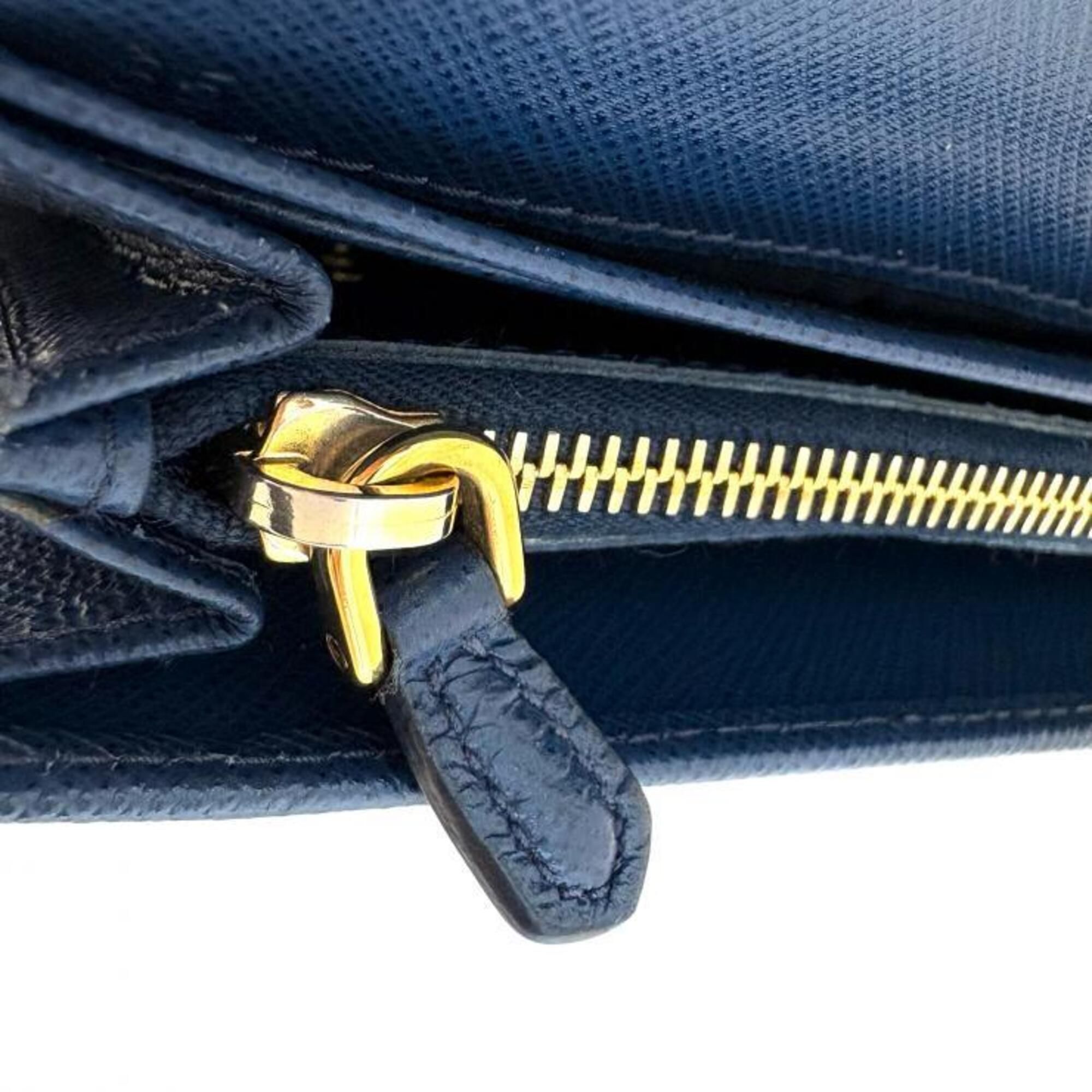 Saffiano Metal Long Wallet (Bi-Fold) (Pre-Owned) - Prada - Modalova