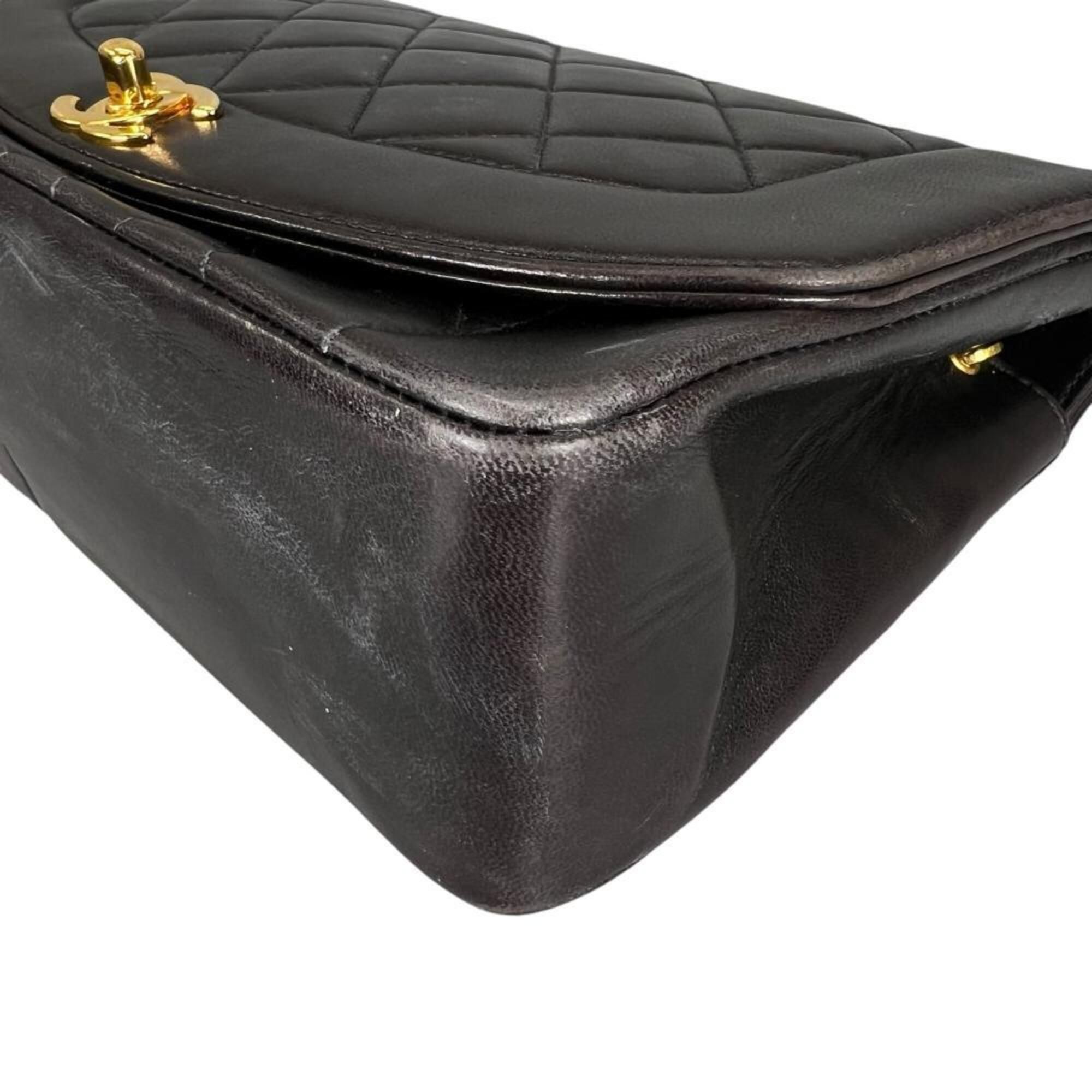 Leather Shoulder Bag (Pre-Owned) - Chanel - Modalova