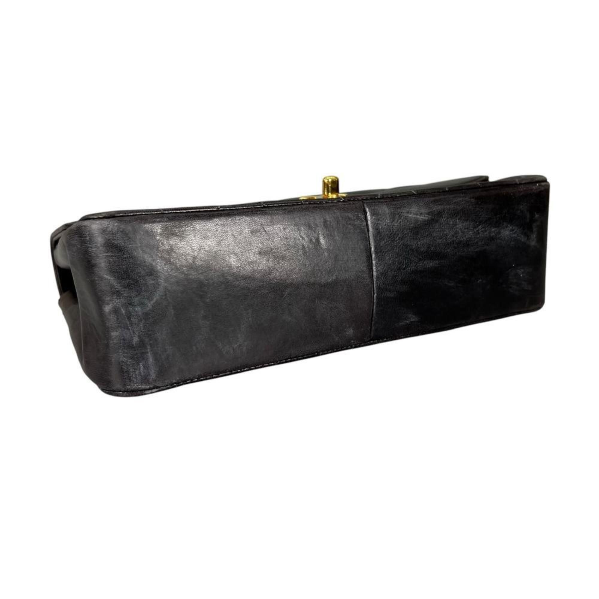 Leather Shoulder Bag (Pre-Owned) - Chanel - Modalova