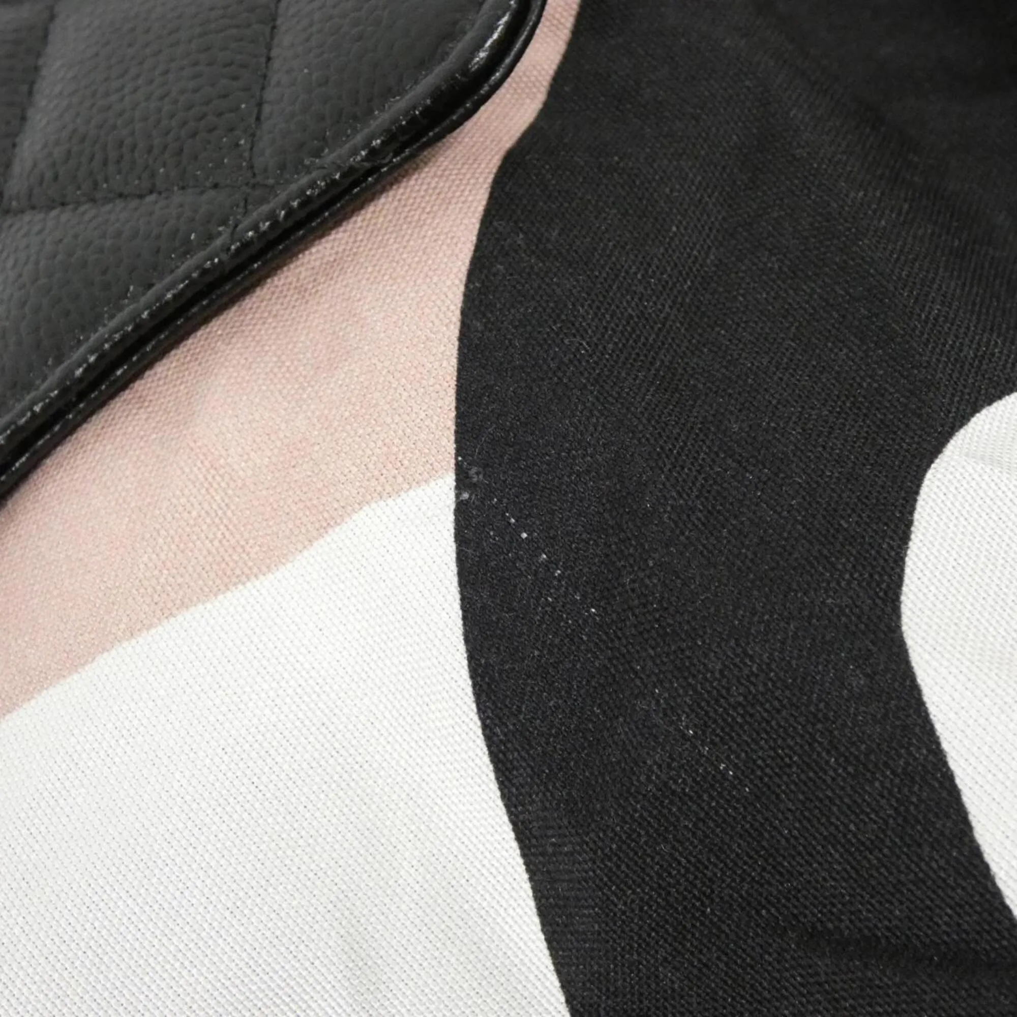 Canvas Handbag (Pre-Owned) - Chanel - Modalova