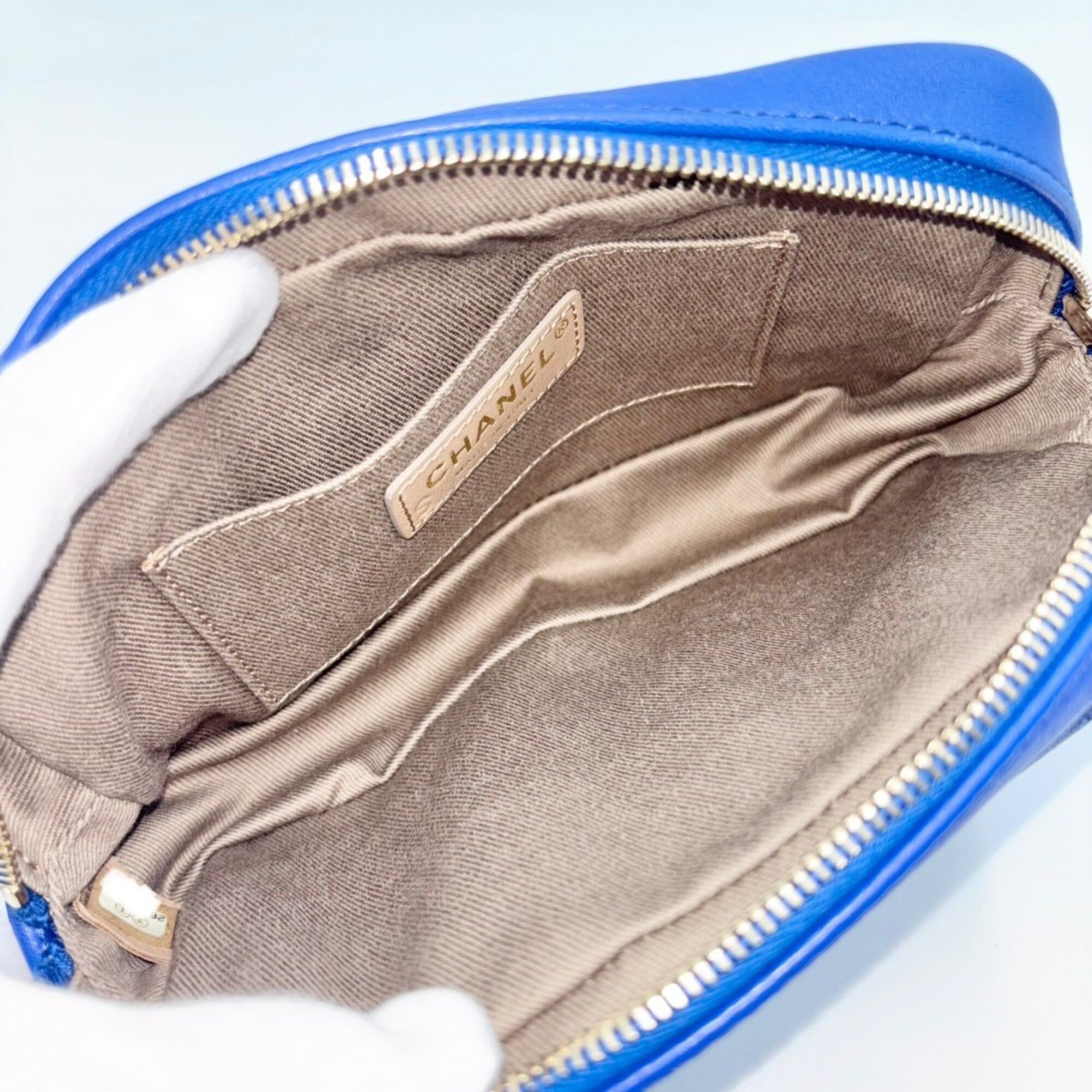 Leather Fanny Pack (Pre-Owned) - Chanel - Modalova
