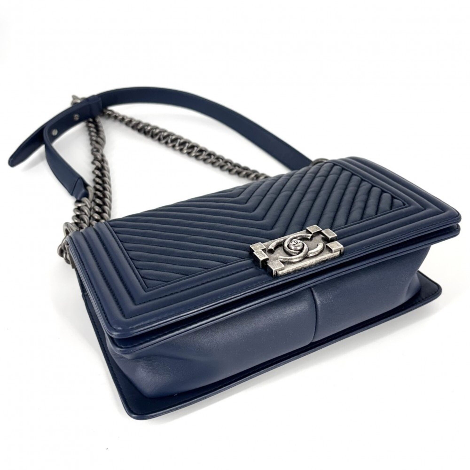 Leather Shoulder Bag (Pre-Owned) - Chanel - Modalova