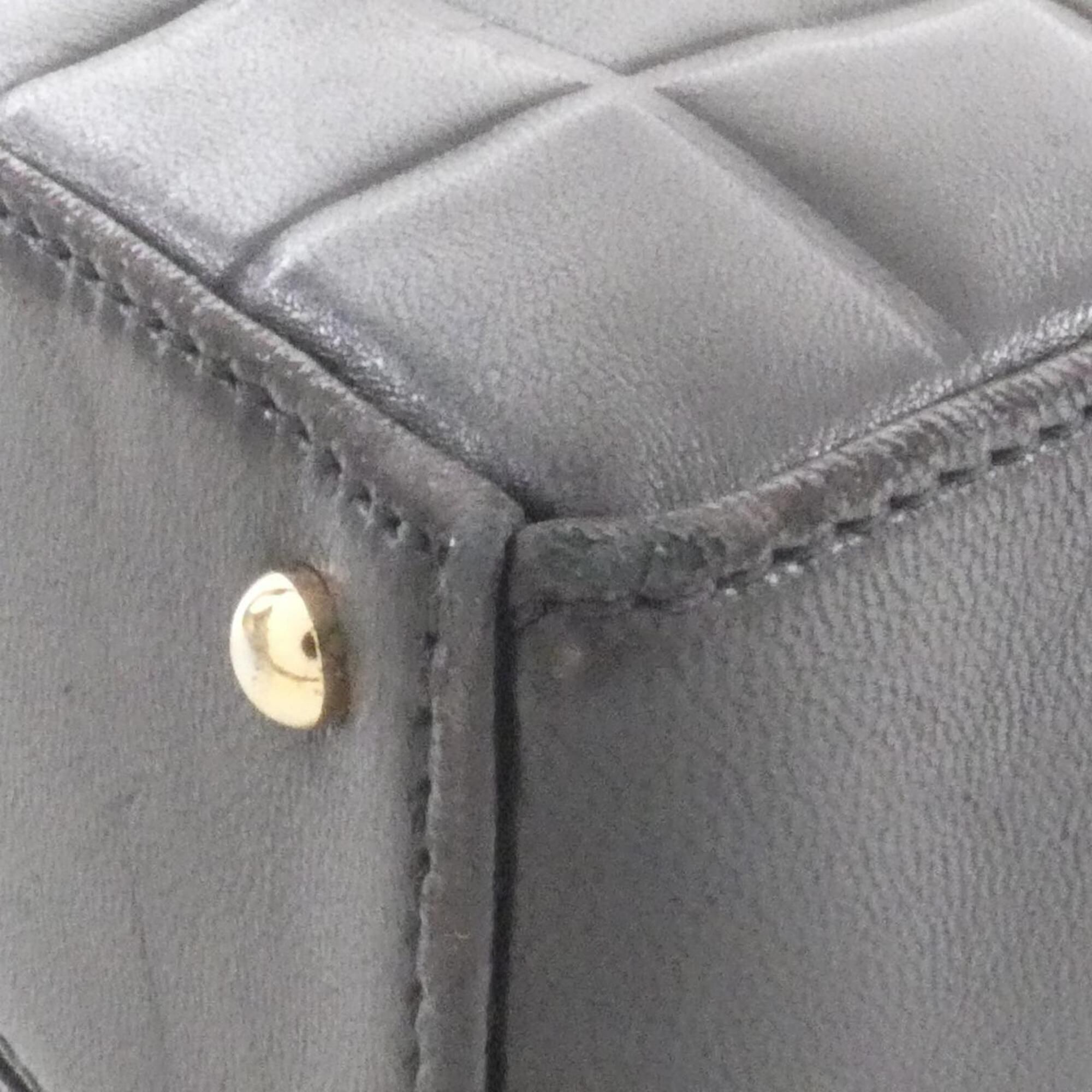 Leather Shoulder Bag (Pre-Owned) - Chanel - Modalova