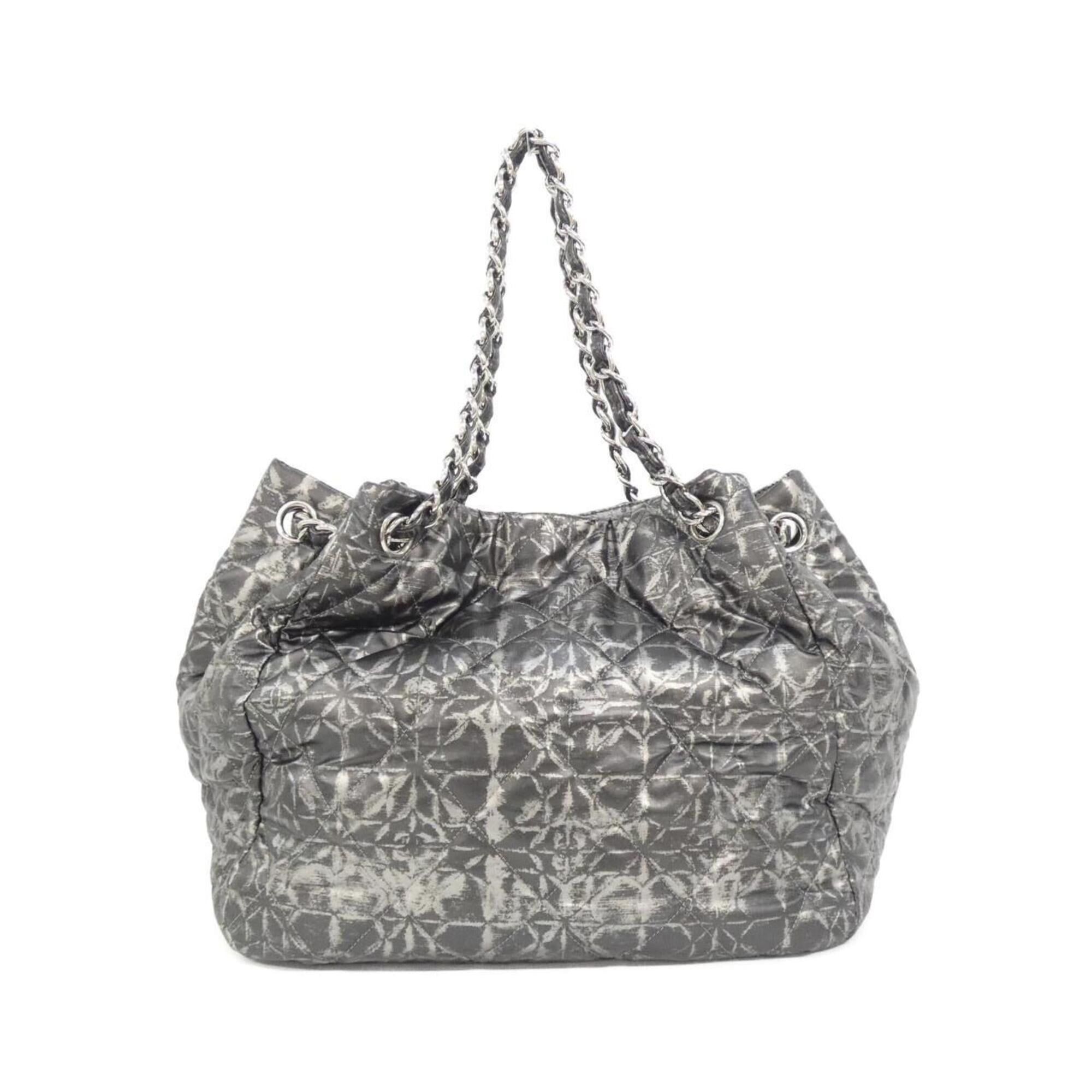 Polyester Handbag (Pre-Owned) - Chanel - Modalova