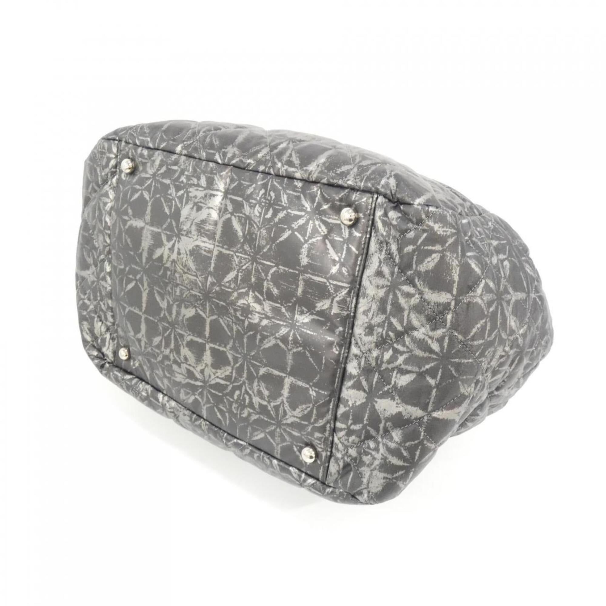 Polyester Handbag (Pre-Owned) - Chanel - Modalova