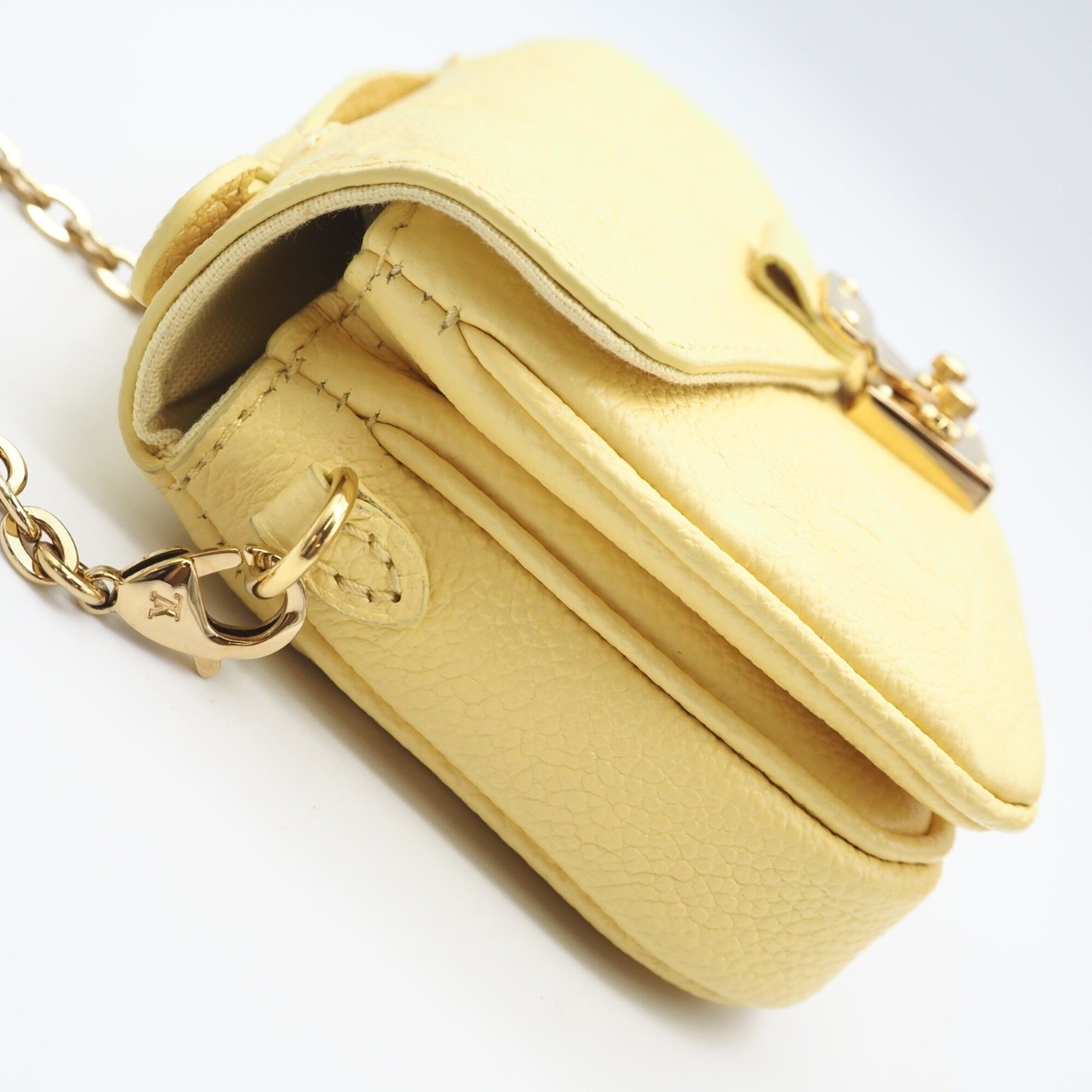 Leather Shoulder Bag (Pre-Owned) - Louis Vuitton - Modalova