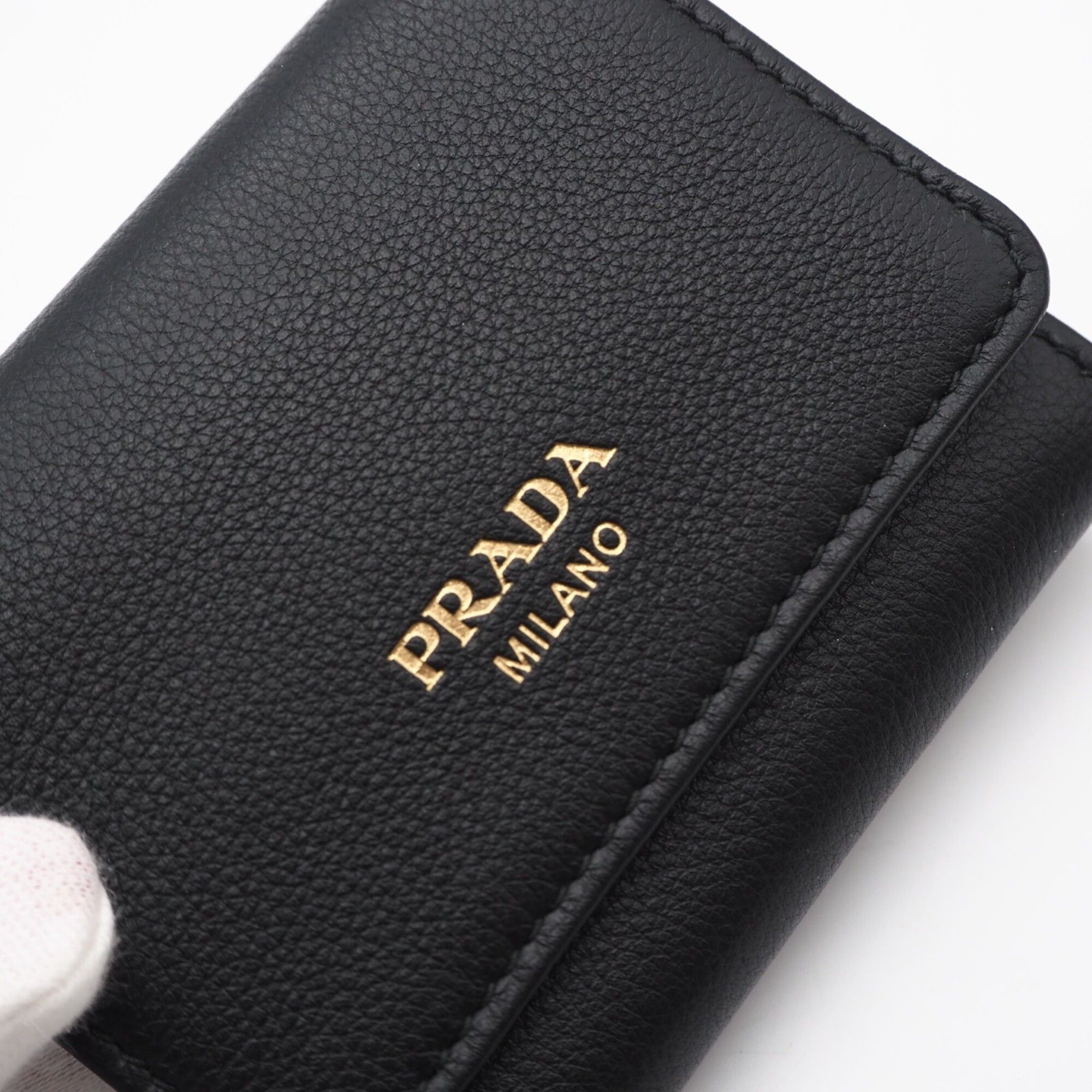 Leather Wallet (Tri-Fold) (Pre-Owned) - Prada - Modalova