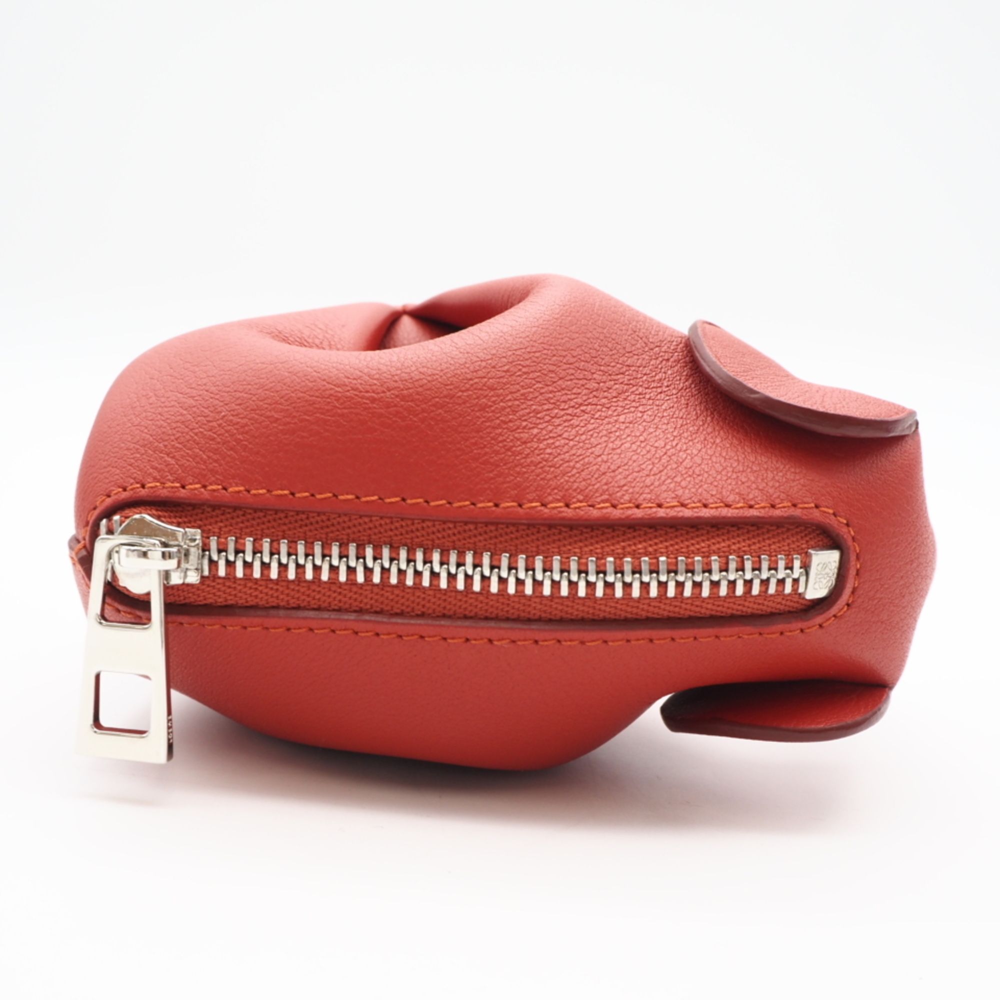 Leather Pouch (Pre-Owned) - Loewe - Modalova