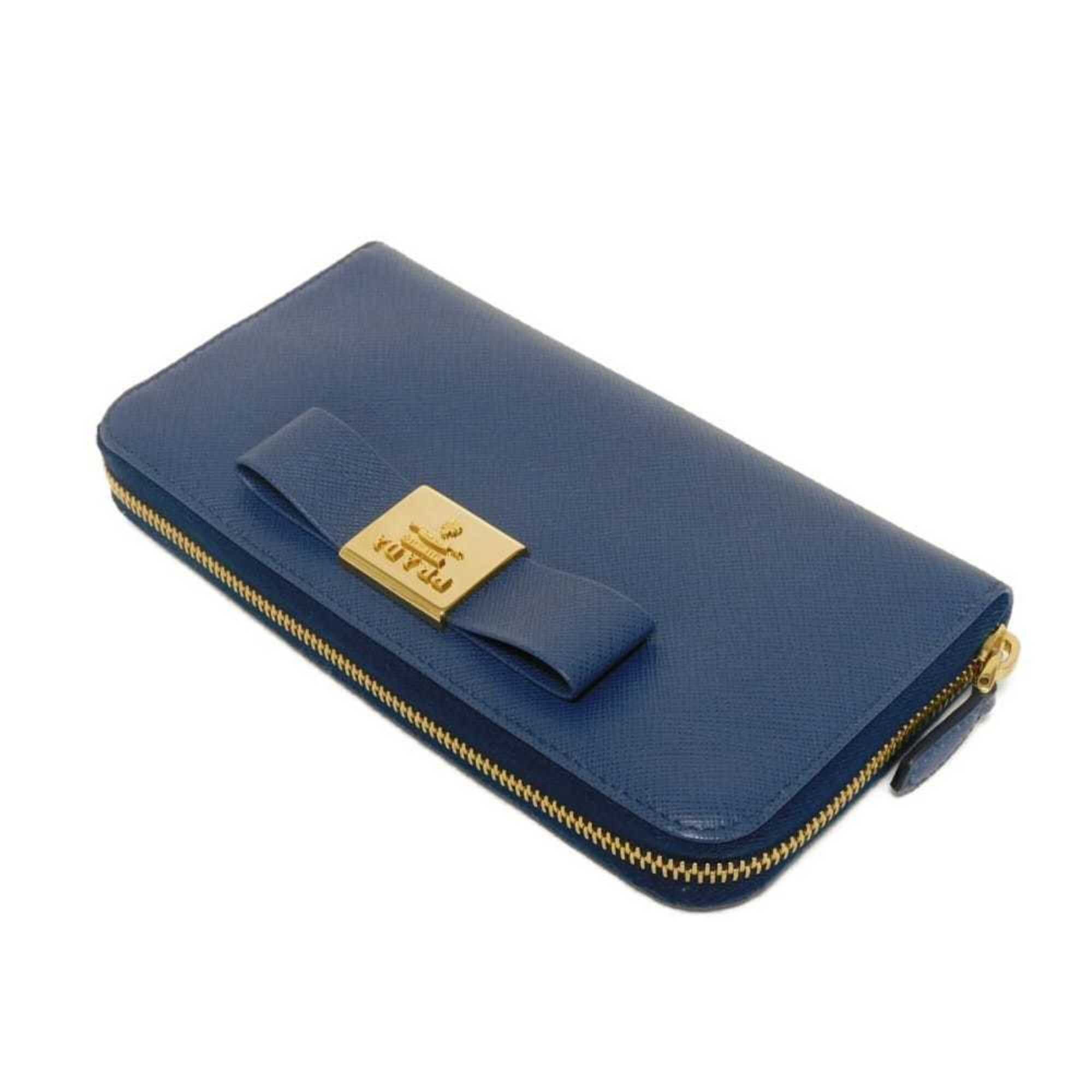 Saffiano Long Wallet (Bi-Fold) (Pre-Owned) - Prada - Modalova