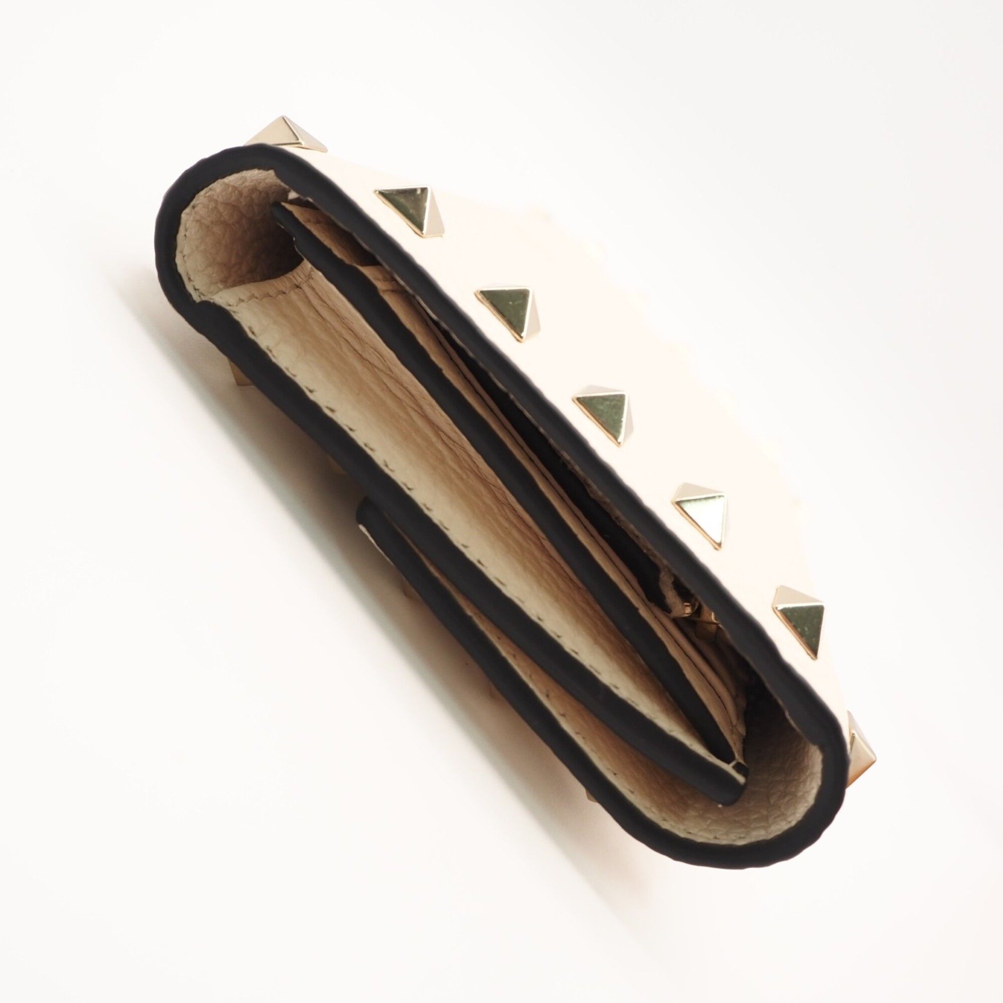 Leather Long Wallet (Bi-Fold) (Pre-Owned) - Valentino - Modalova