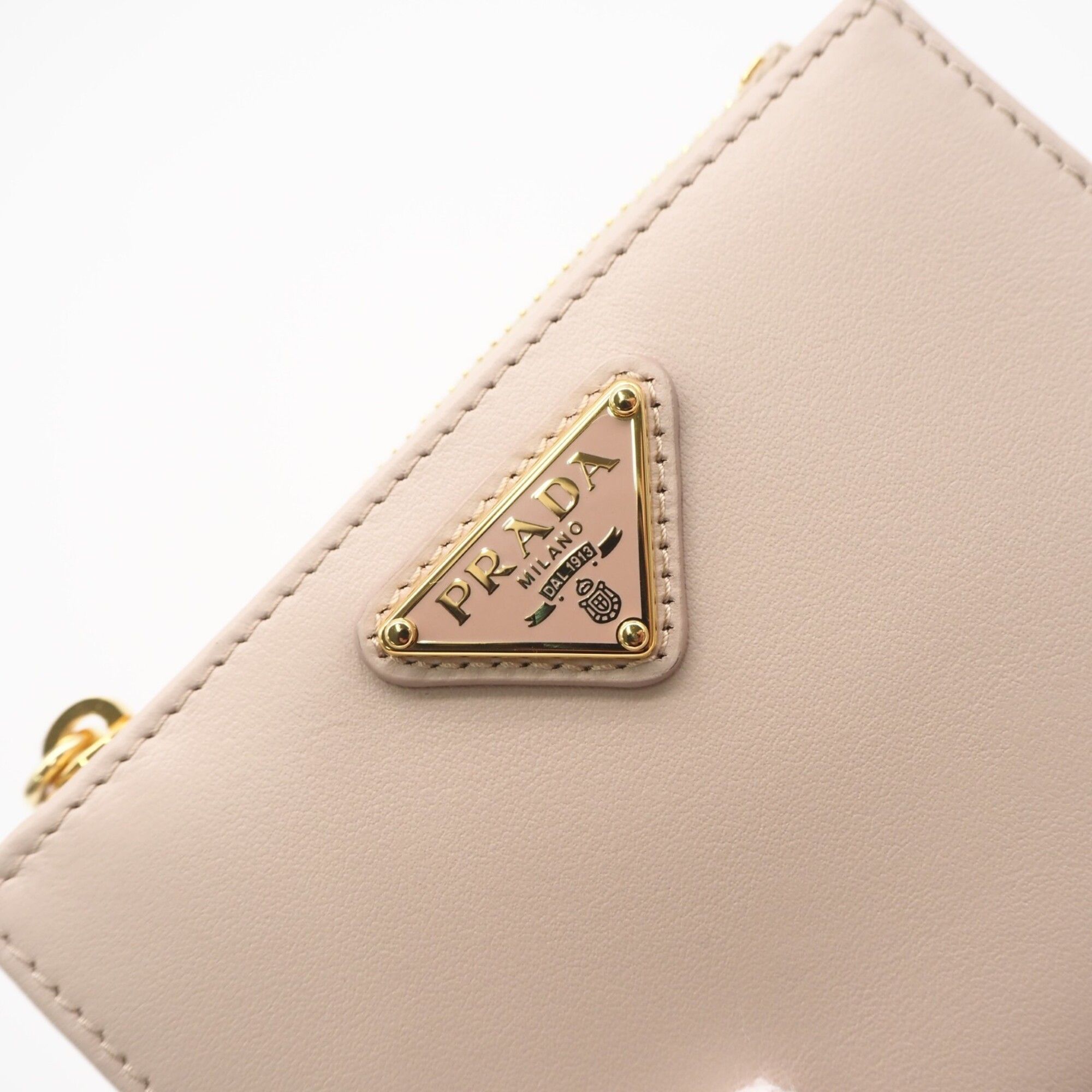 Leather Wallet (Bi-Fold) (Pre-Owned) - Prada - Modalova
