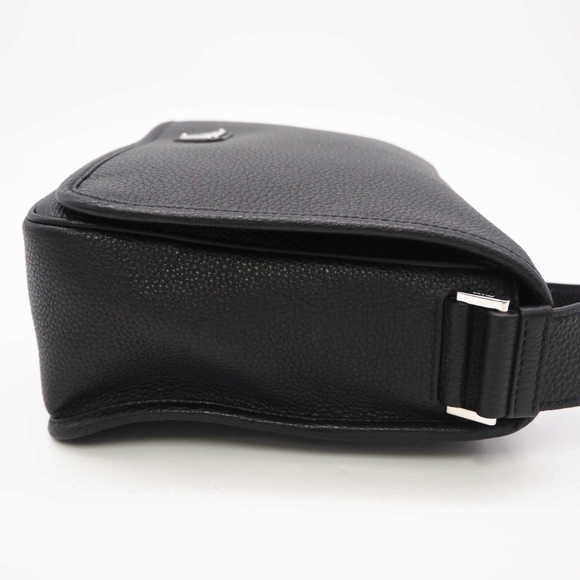 Leather Shoulder Bag (Pre-Owned) - Prada - Modalova