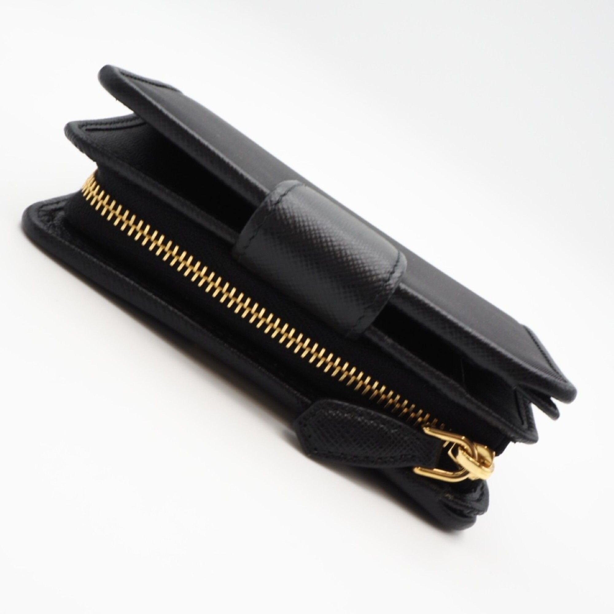 Saffiano Nylon Saffiano Wallet (Bi-Fold) (Pre-Owned) - Prada - Modalova
