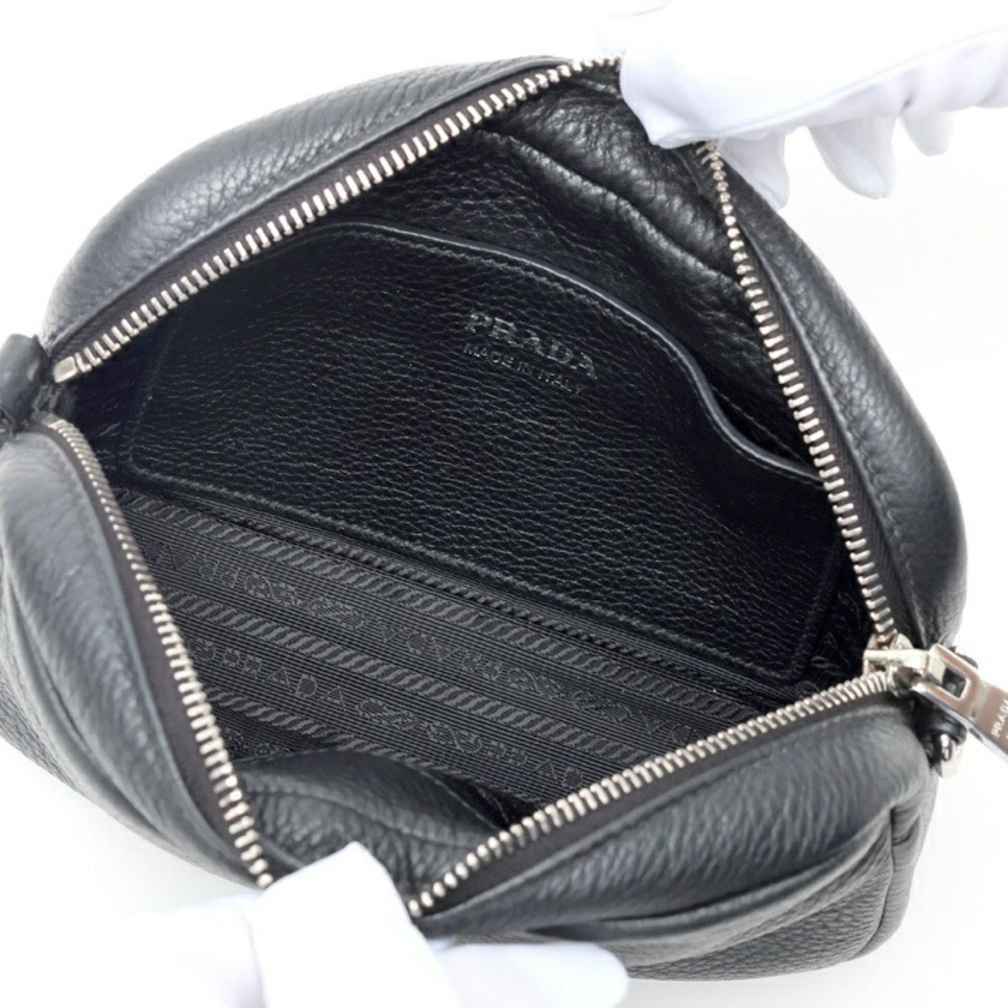 Leather Shoulder Bag (Pre-Owned) - Prada - Modalova